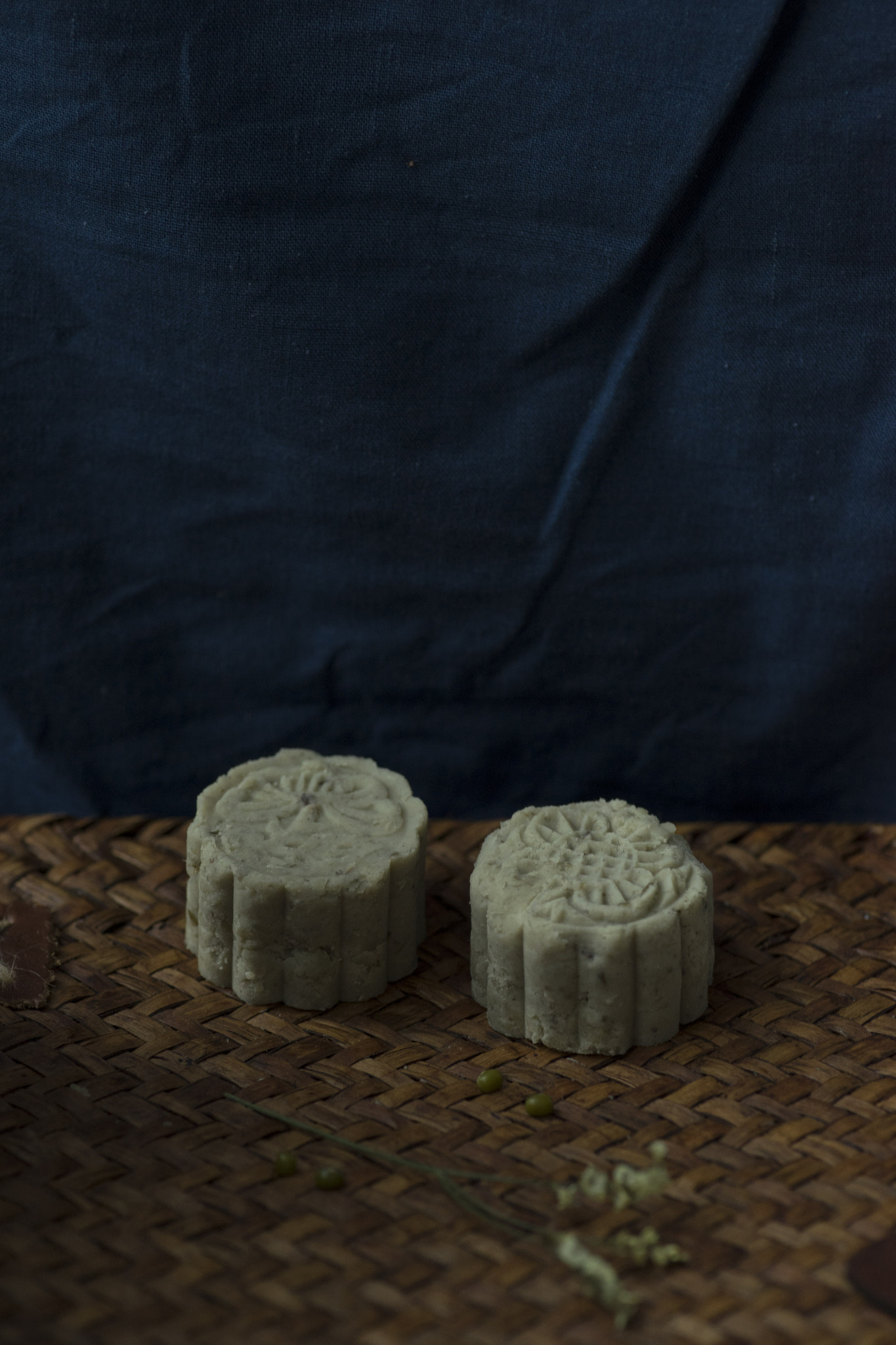Minolta AF 100mm F2.8 Macro [New] sample photo. Chinese mung bean cake photography