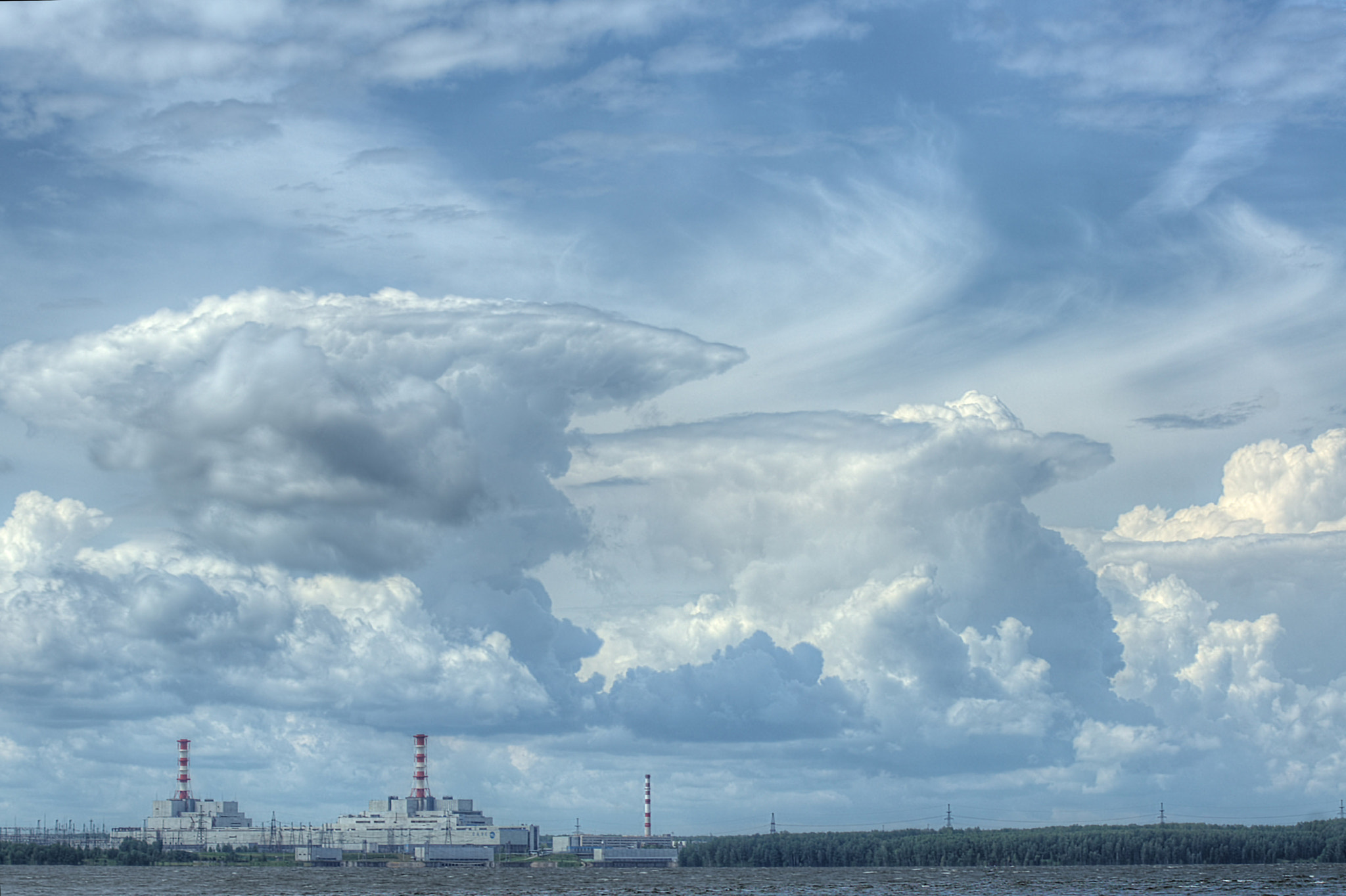 Minolta AF 70-210mm F4 Macro sample photo. Flying clouds ... photography