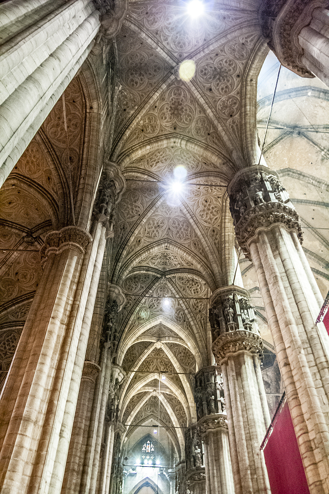 Sigma 18-50mm f/2.8 Macro sample photo. Duomo photography