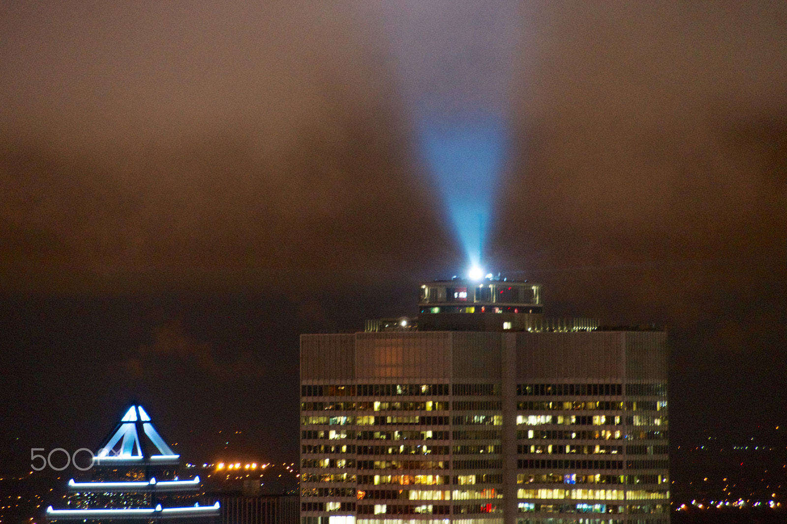 Tamron 18-270mm F3.5-6.3 Di II PZD sample photo. Montreal by night 2 photography