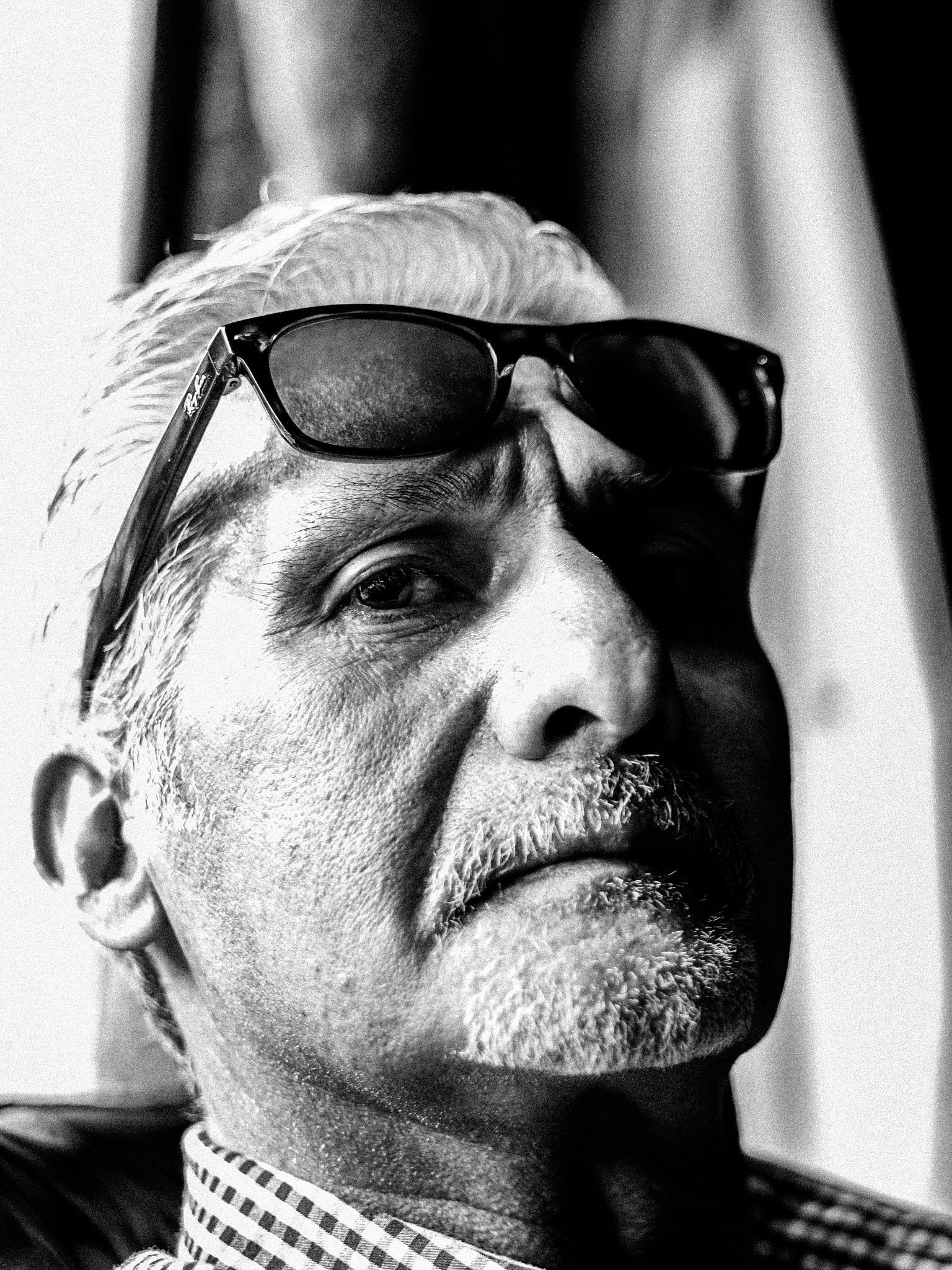 E 50mm F2 sample photo. Portrait of a friend. photography