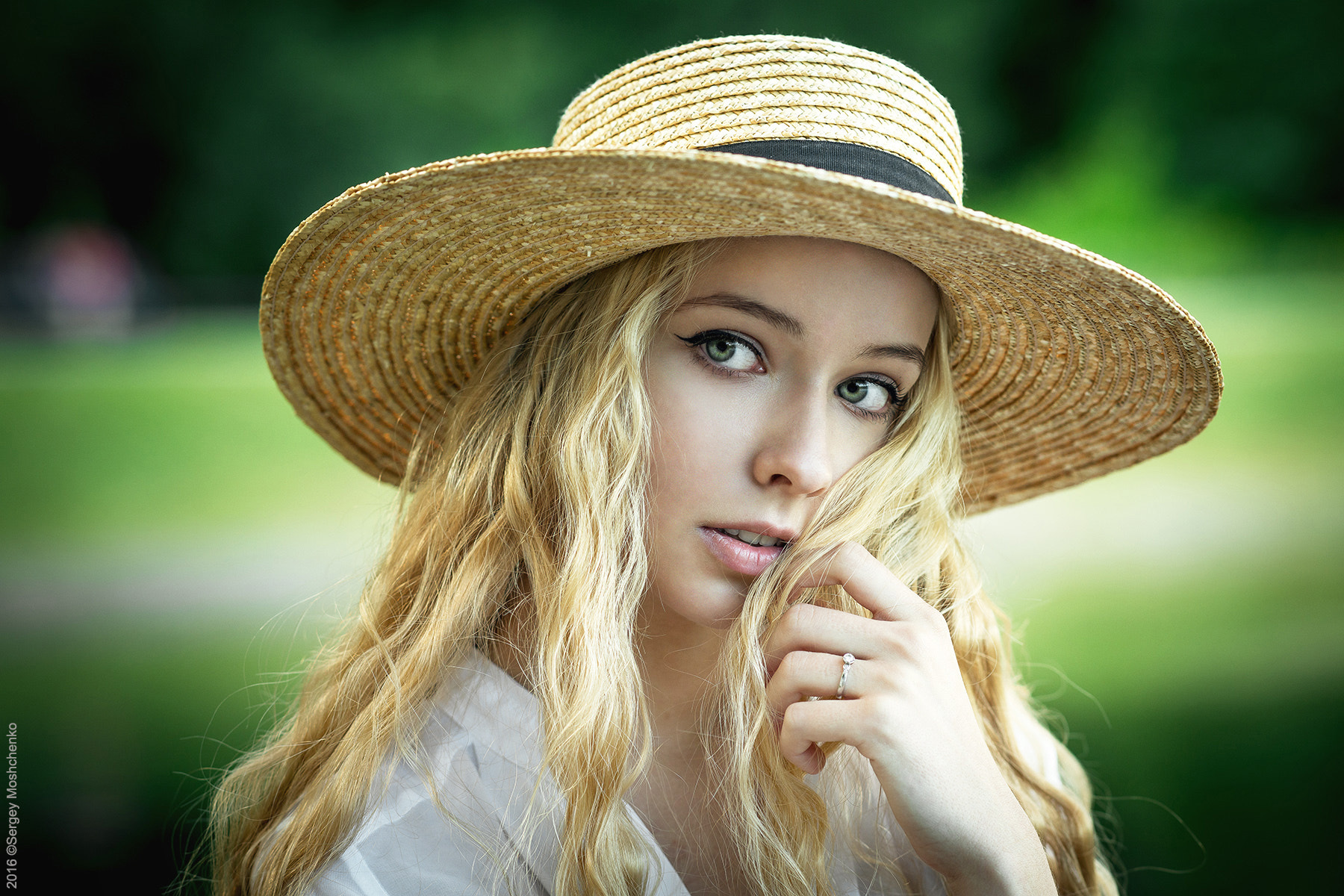Sony Sonnar T* 135mm F1.8 ZA sample photo. Tanya photography