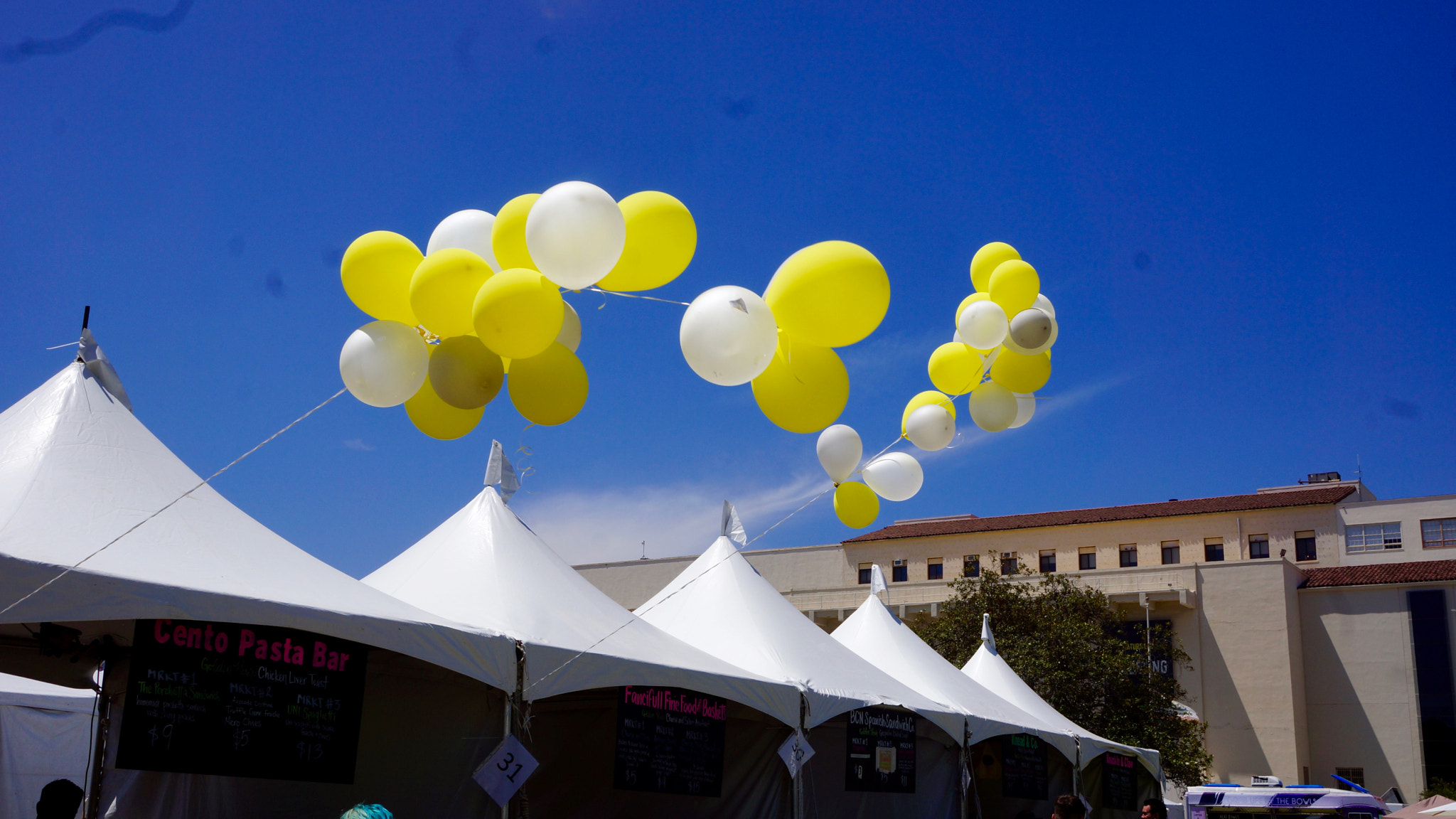 Sony Alpha NEX-7 + Sony Sonnar T* E 24mm F1.8 ZA sample photo. La food fest 2016 photography