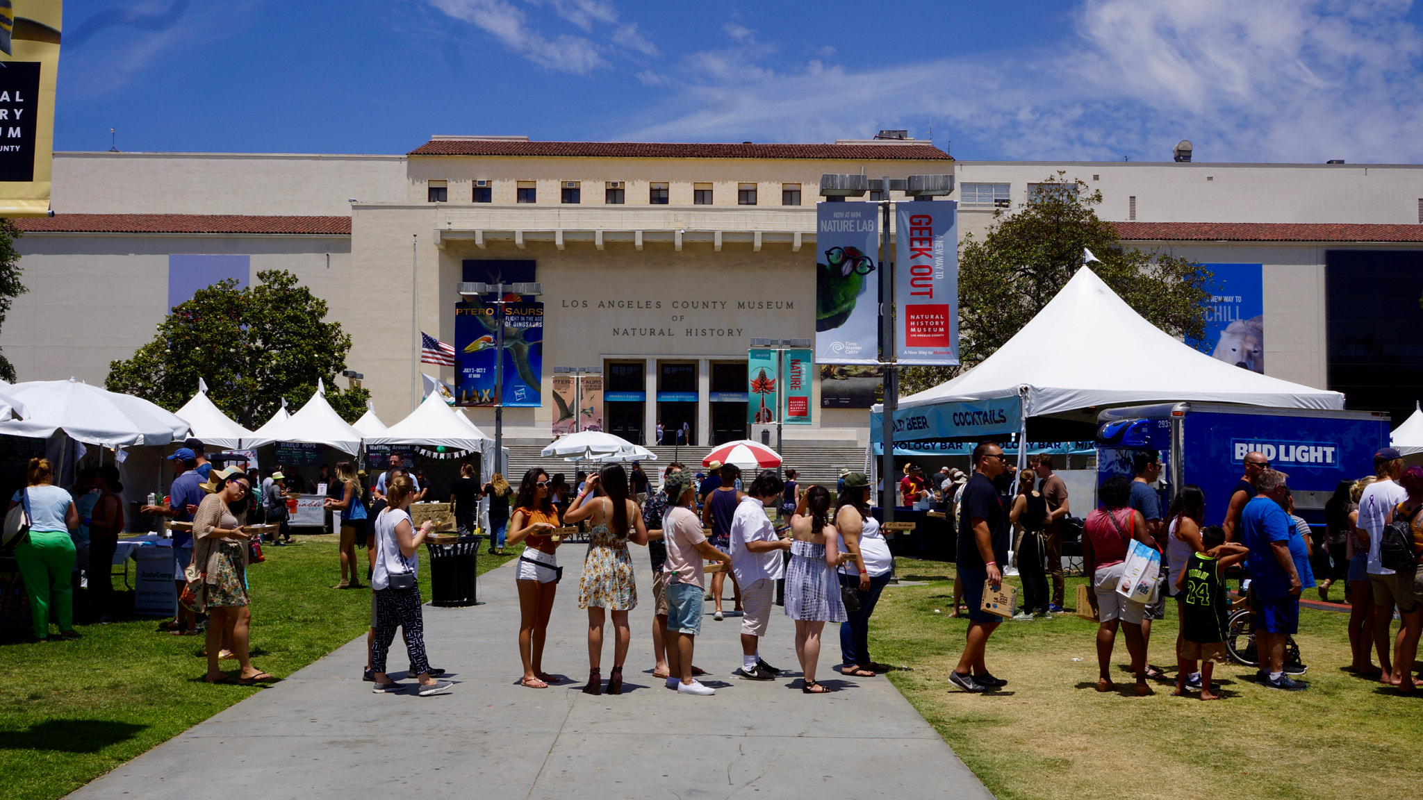 Sony Alpha NEX-7 + Sony Sonnar T* E 24mm F1.8 ZA sample photo. La food fest 2016 photography