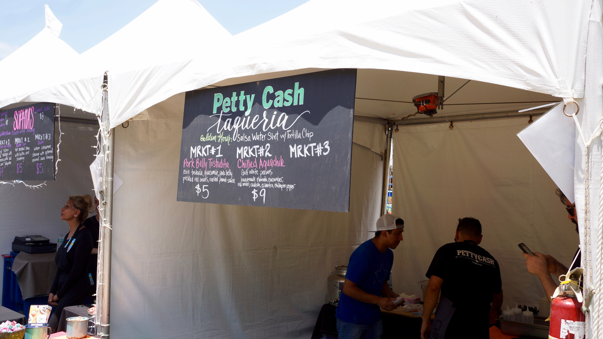 Sony Alpha NEX-7 + Sony Sonnar T* E 24mm F1.8 ZA sample photo. La food fest 2016 photography