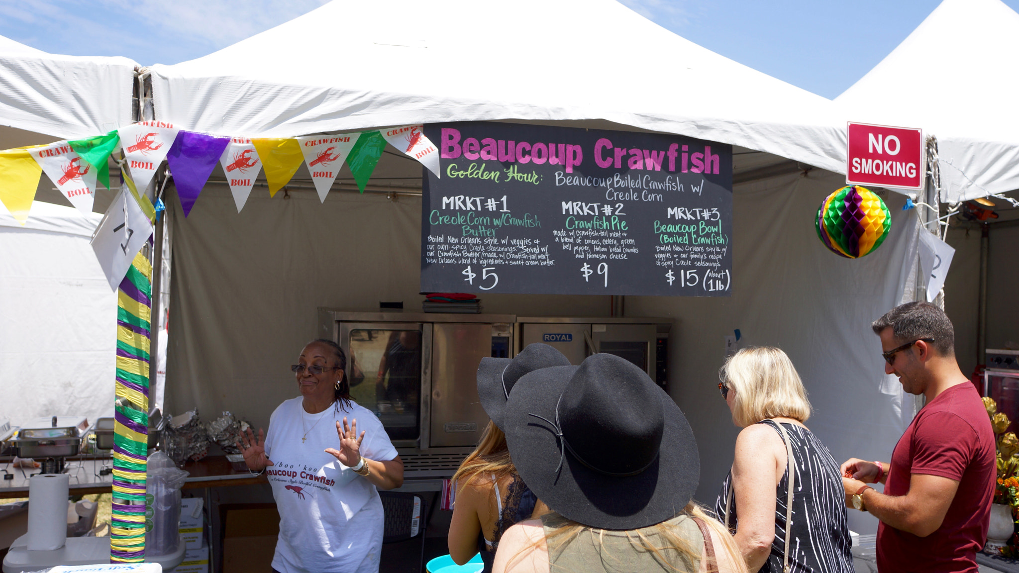 Sony Alpha NEX-7 + Sony Sonnar T* E 24mm F1.8 ZA sample photo. La food fest 2016 photography