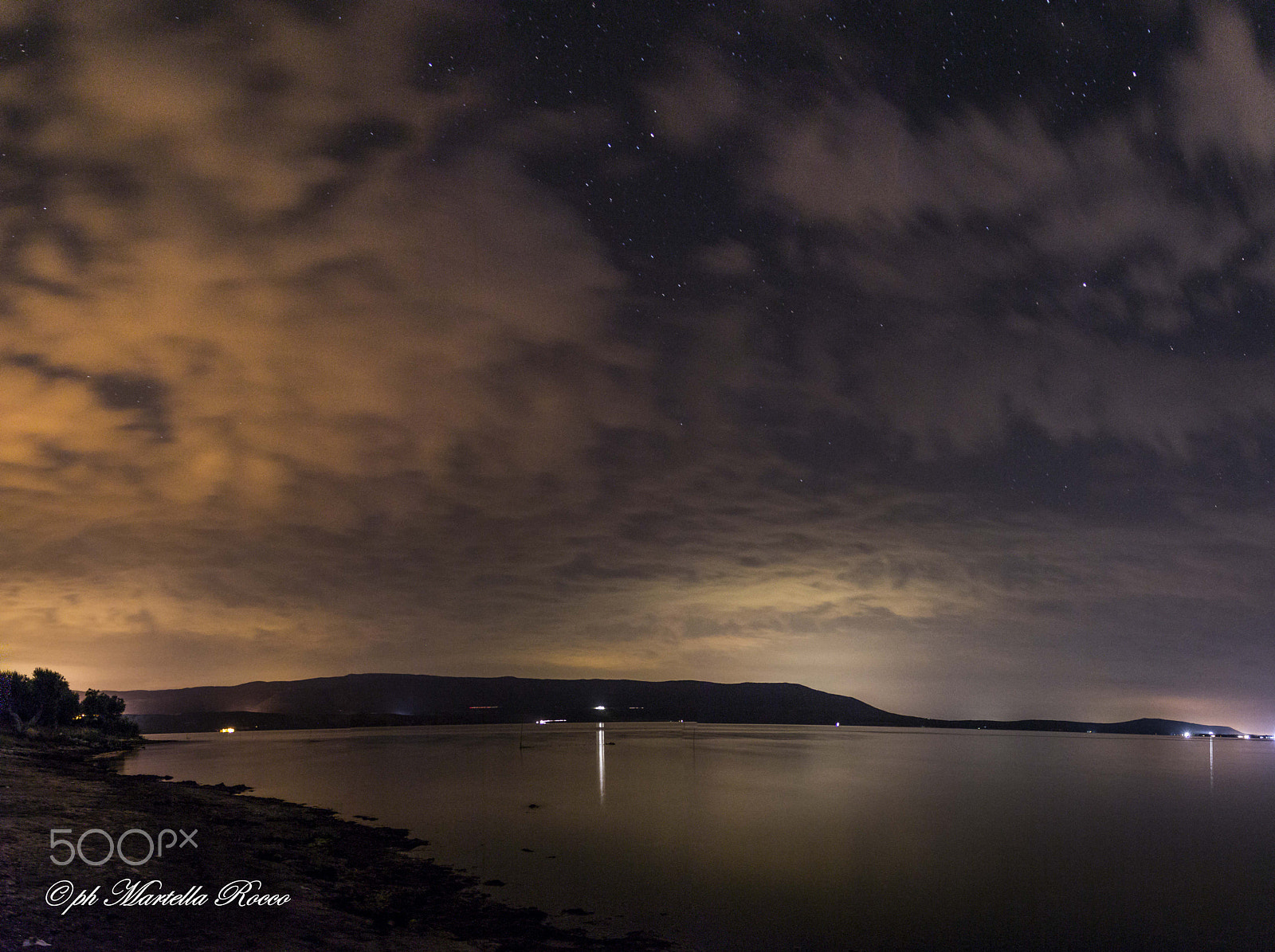 Canon EOS 60D + Sigma 18-50mm f/2.8 Macro sample photo. Lago di varano photography
