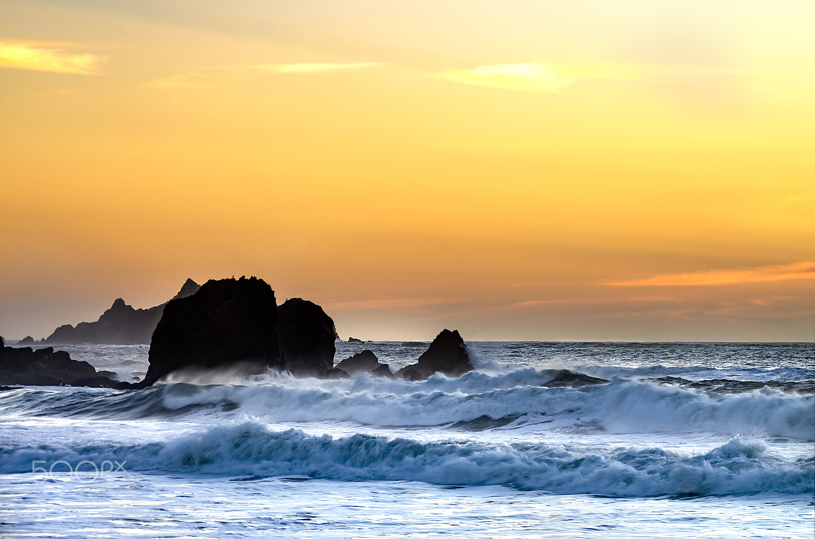 smc PENTAX-DA L 50-200mm F4-5.6 ED sample photo. Golden sunset photography