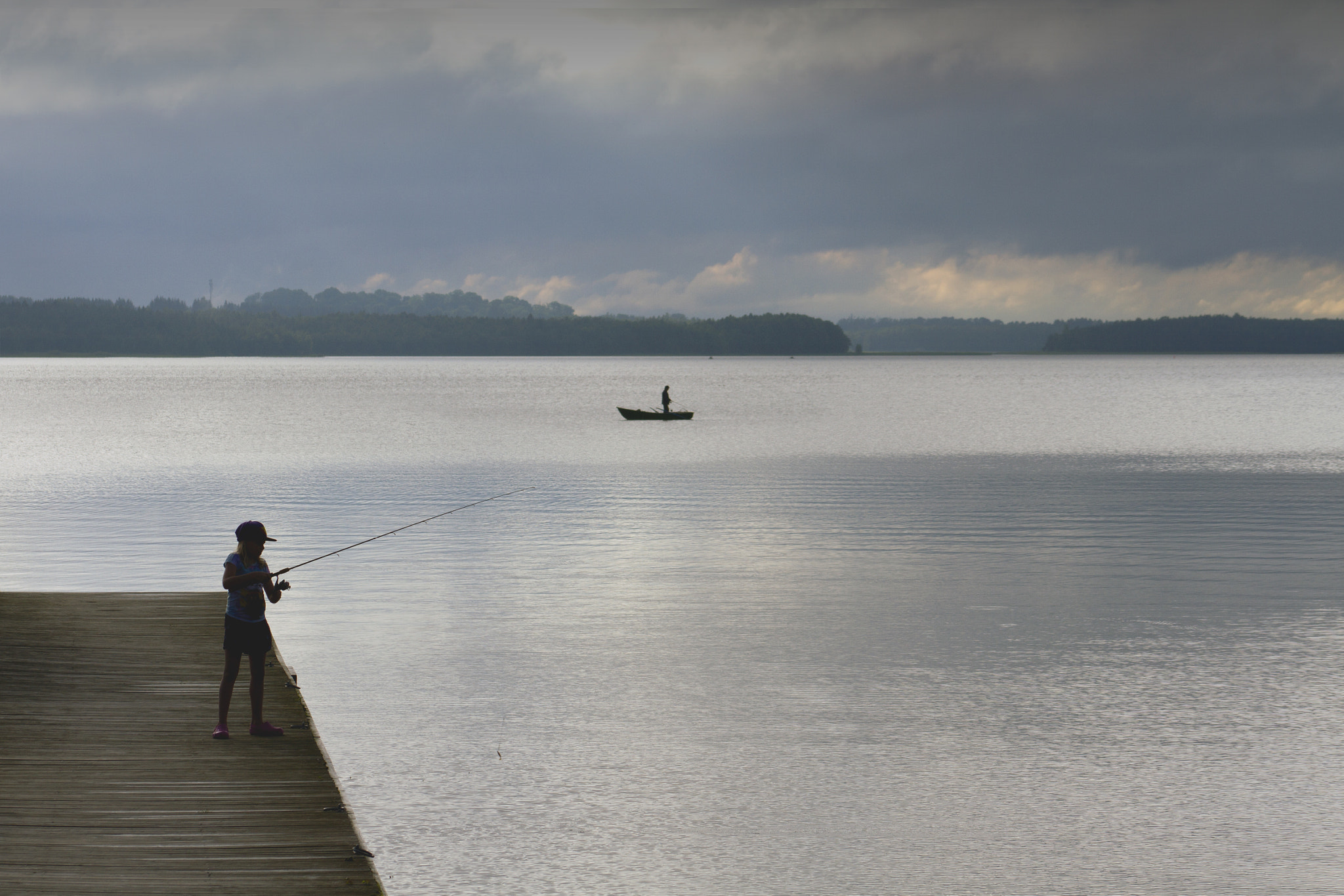 Canon EF 75-300mm f/4-5.6 USM sample photo. Boyfishing photography