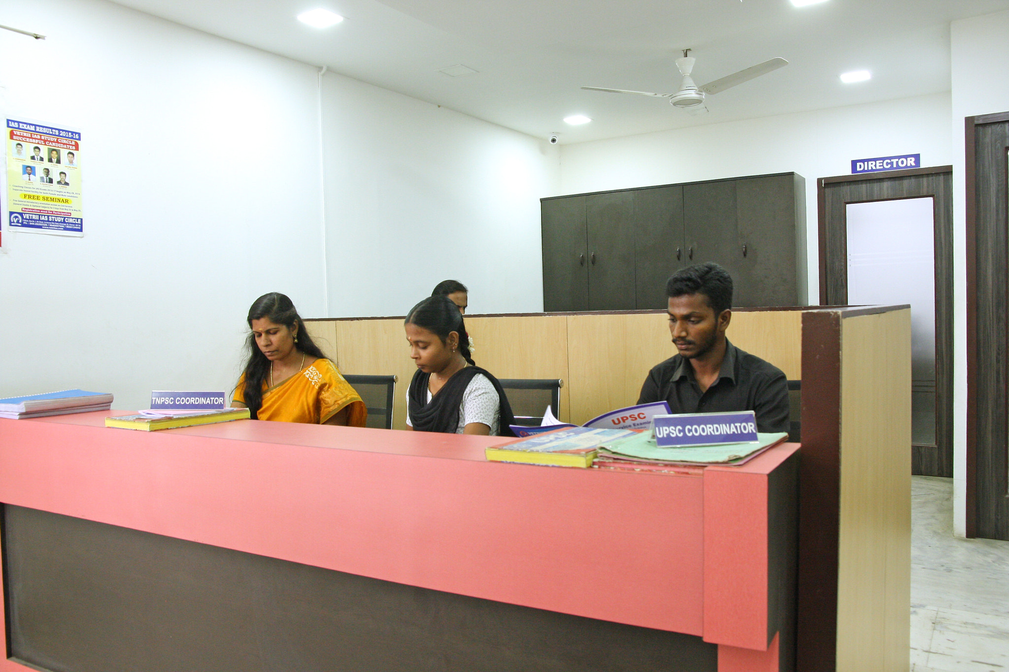 Sigma 17-70mm F2.8-4 DC Macro OS HSM sample photo. Vetrii ias academy - front office photography