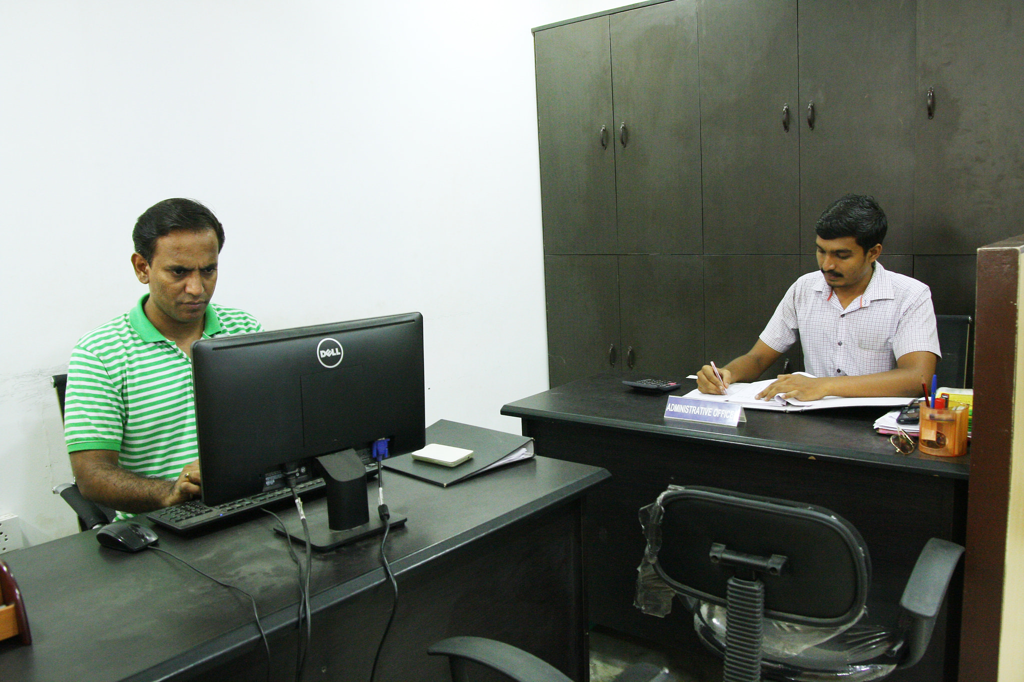 Sigma 17-70mm F2.8-4 DC Macro OS HSM sample photo. Vetrii ias academy faculty room photography