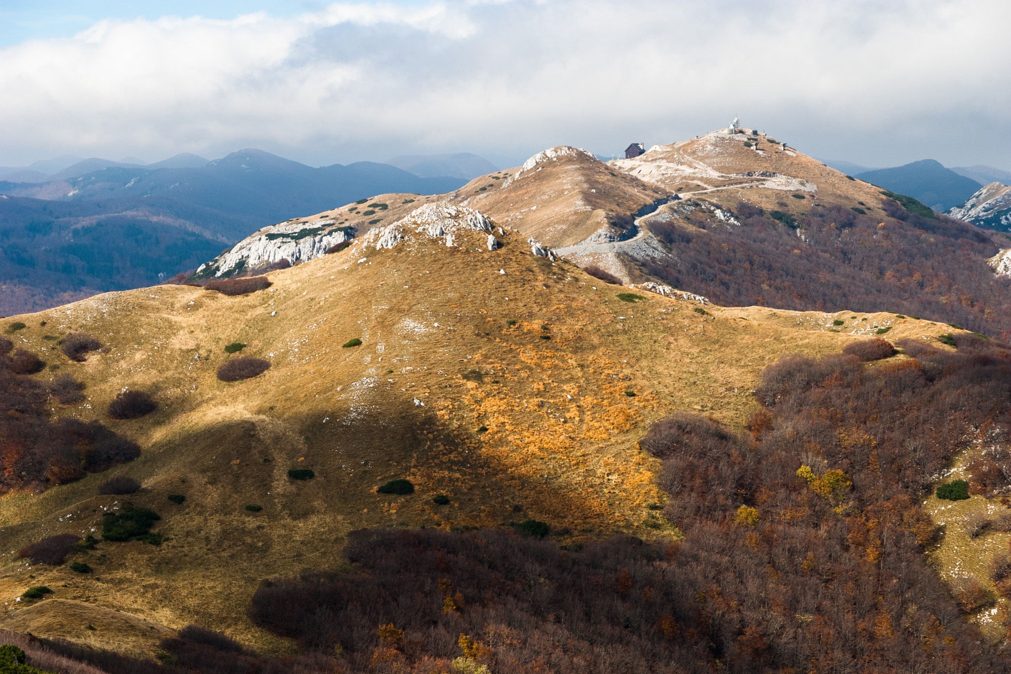 Tamron 35-90mm F4 AF sample photo. View from snjeznik towards guslica photography