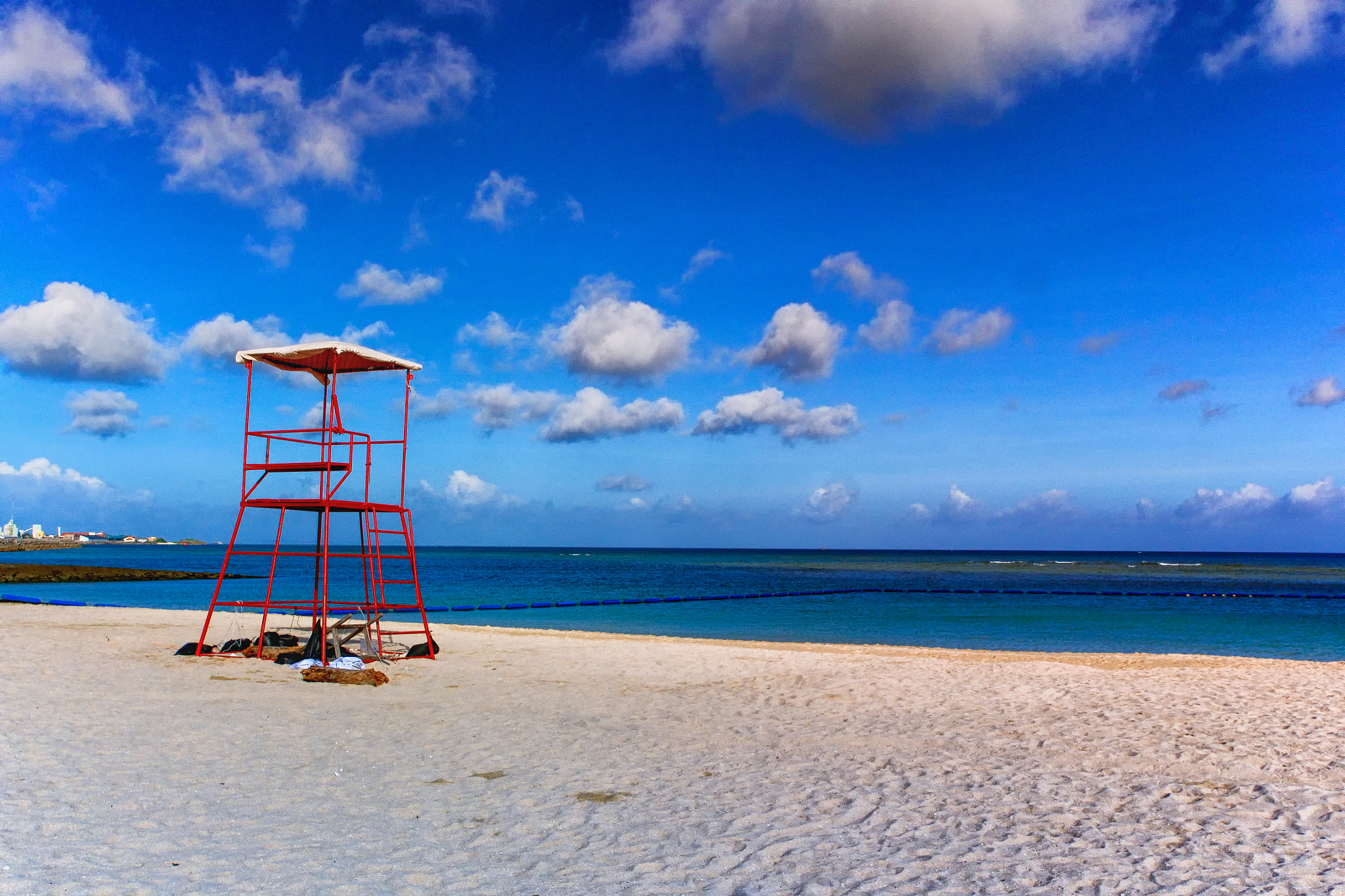 Panasonic Lumix DMC-GH3 + OLYMPUS DIGITAL 12-60mm Lens sample photo. Okinawa ginowan tropical beach. photography