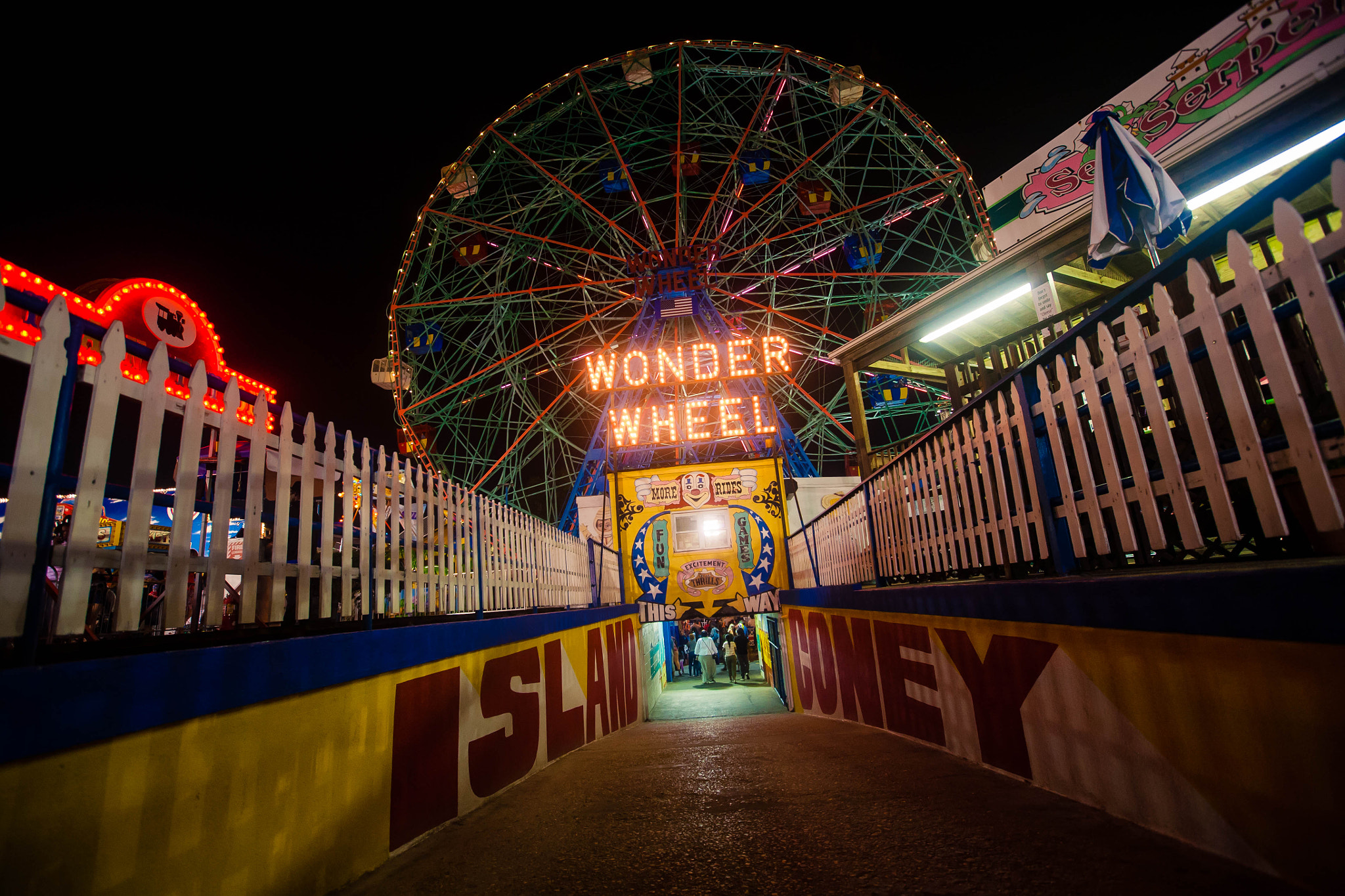 Canon EF 16-35mm F2.8L II USM sample photo. Coney island wonder wheel photography
