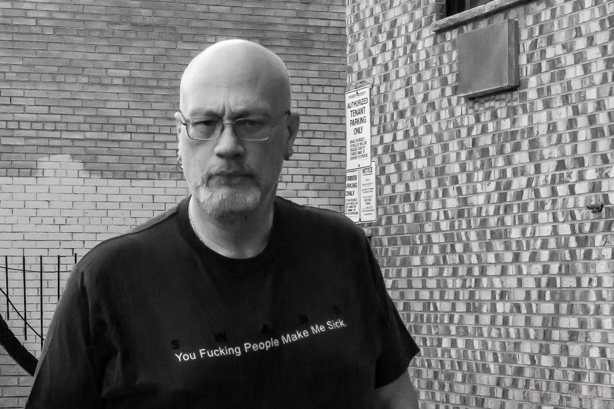 Fujifilm X-A1 + Fujifilm XF 27mm F2.8 sample photo. Wearing my new swans t-shirt photography