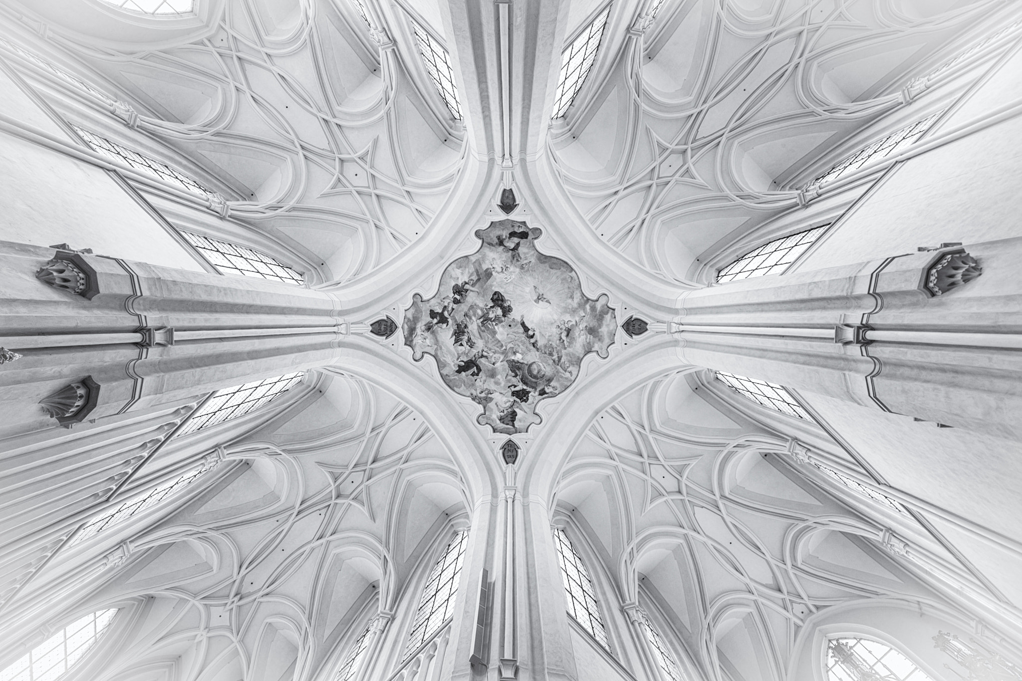 Canon TS-E 17mm F4L Tilt-Shift sample photo. Kutna hora church ceiling photography