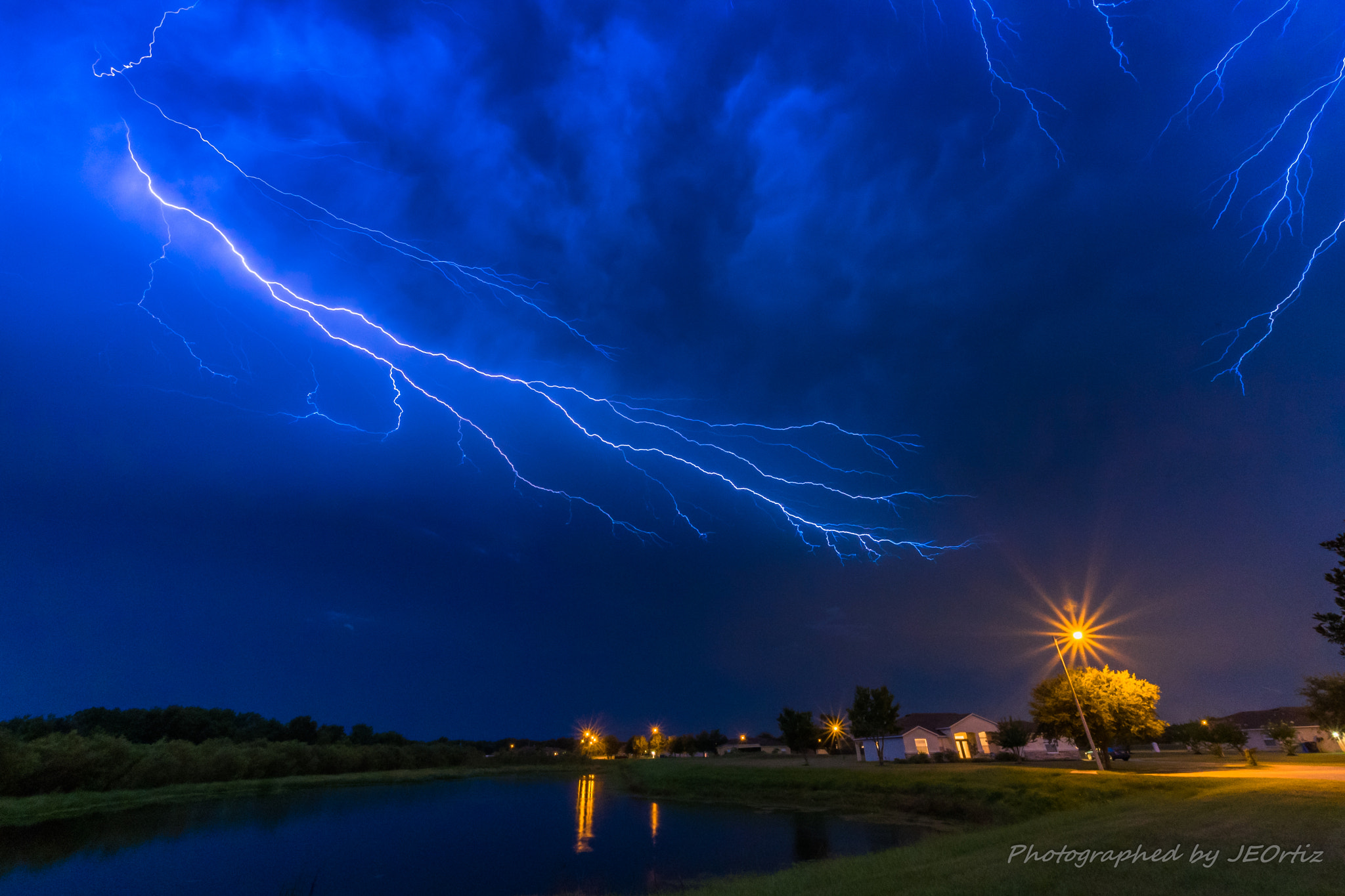 Nikon D750 + Sigma 8-16mm F4.5-5.6 DC HSM sample photo. Lightning from central florida skies photography