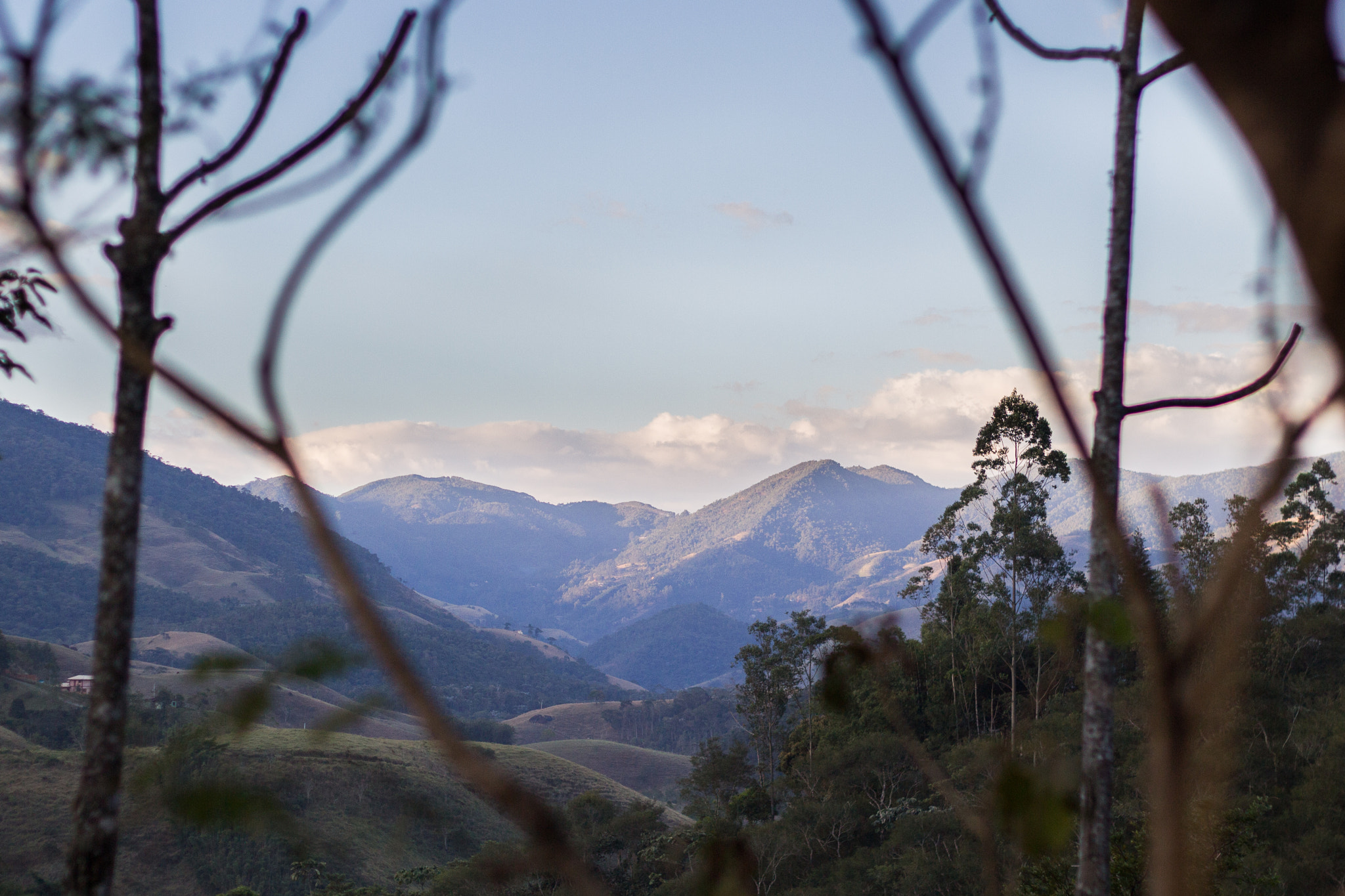 Canon EOS 700D (EOS Rebel T5i / EOS Kiss X7i) + Canon EF 50mm F1.8 II sample photo. Mountains photography