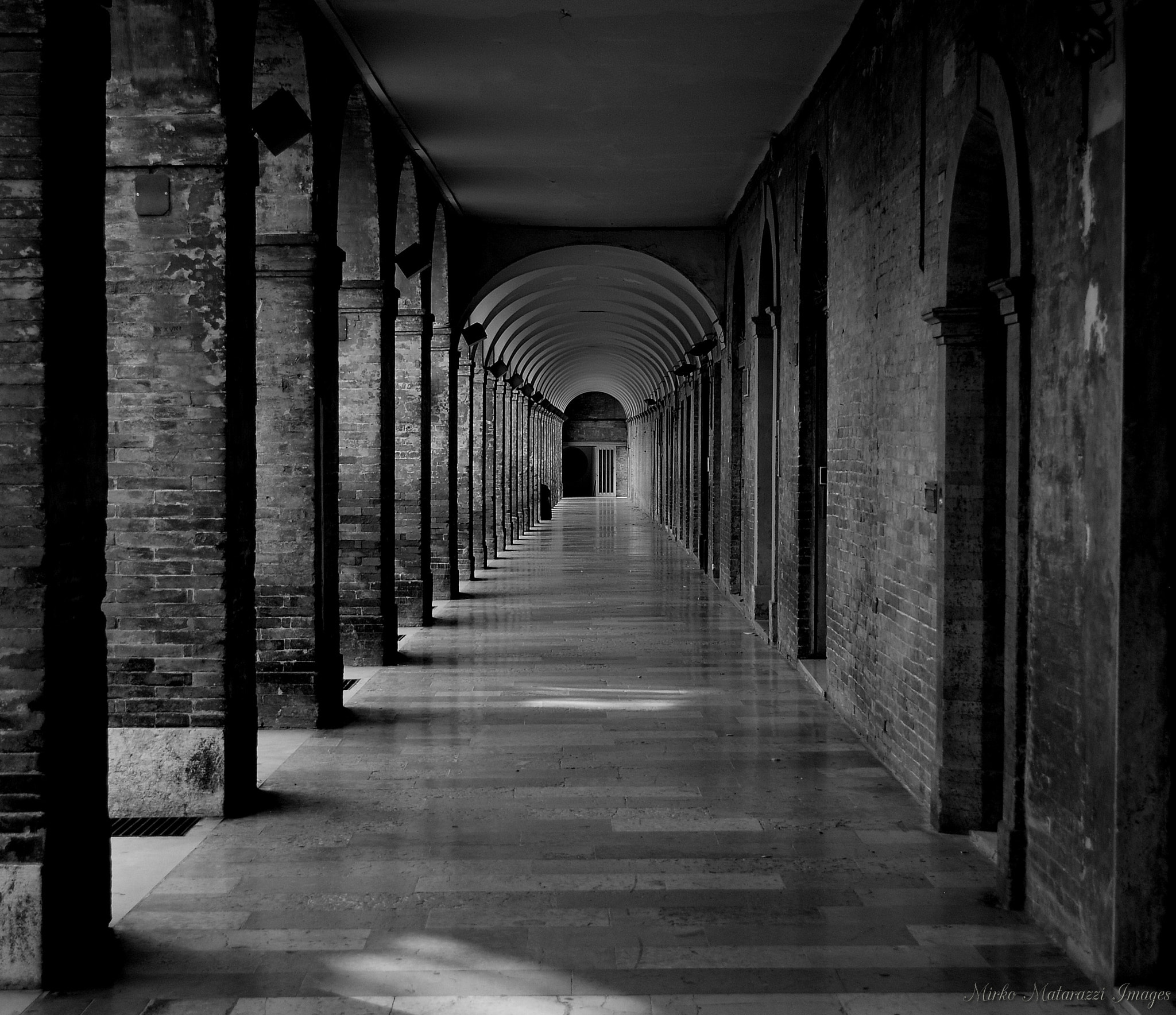 Nikon D200 sample photo. Urbino #1  photography