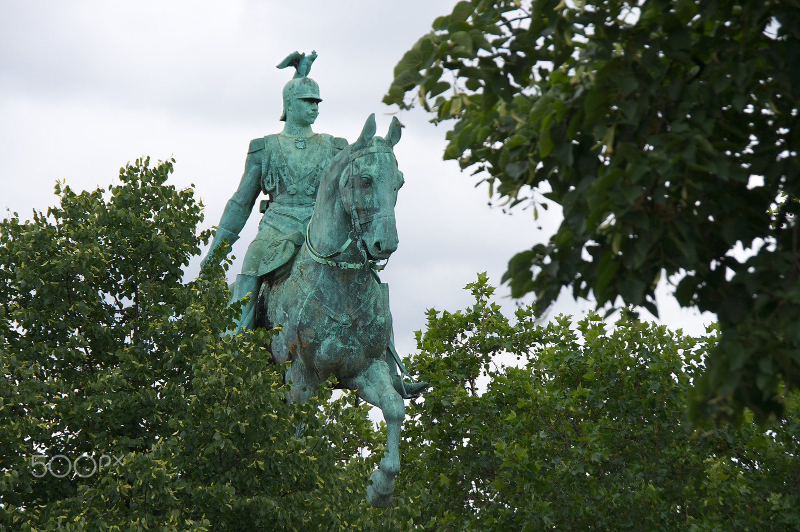 Sony Alpha DSLR-A580 sample photo. Ghost rider in the treetops photography