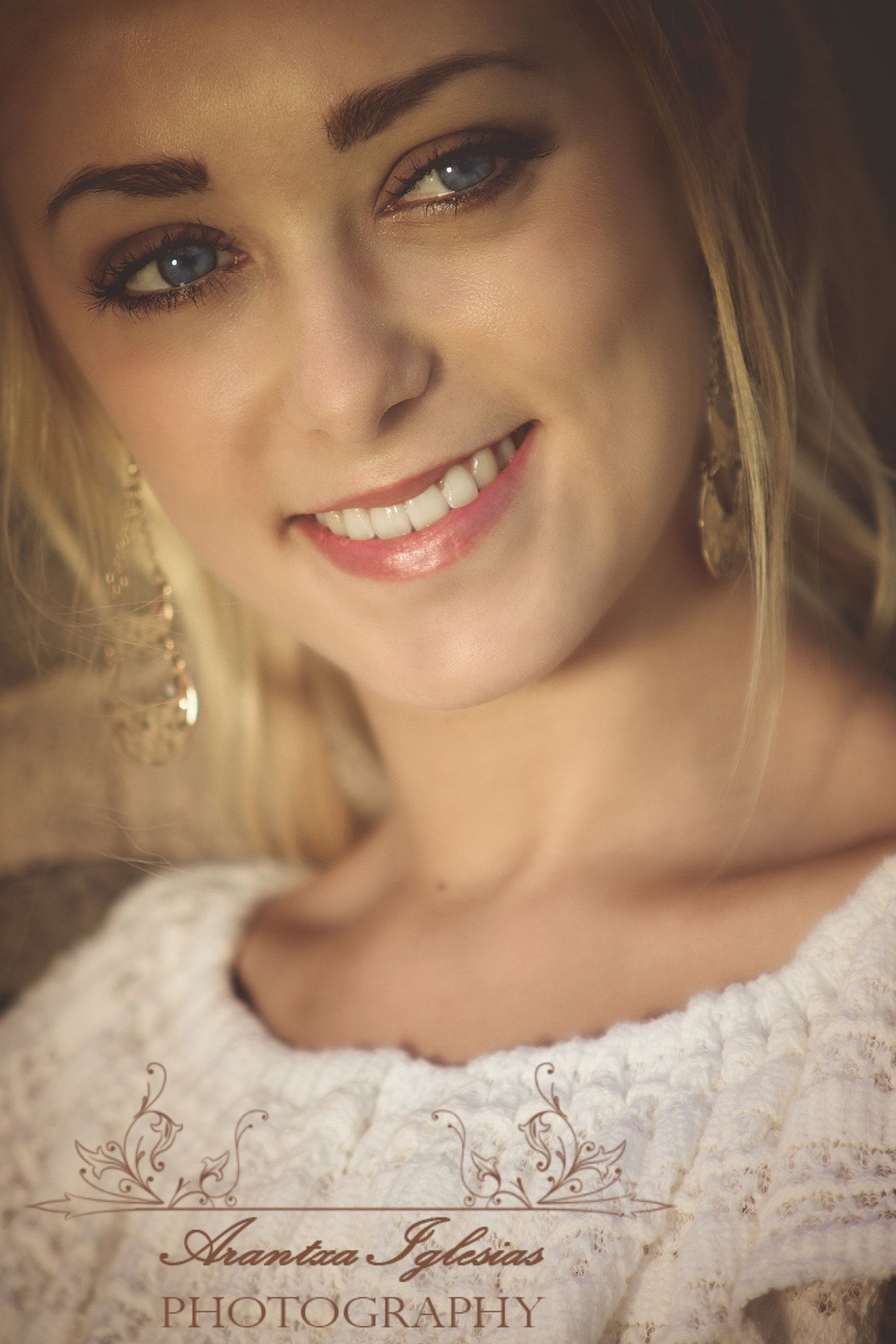 Sigma 70-200mm F2.8 EX DG OS HSM sample photo. Lisa photography