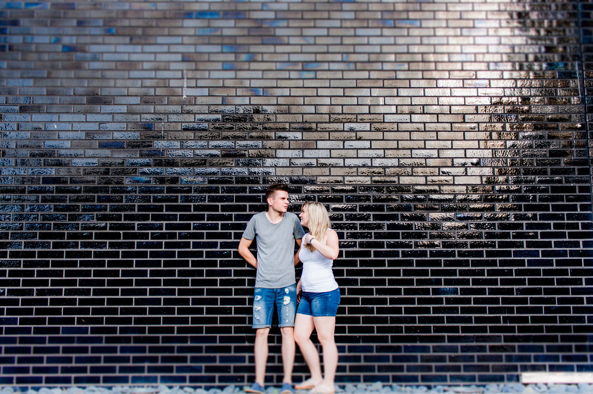 Canon EF-S 24mm F2.8 STM sample photo. The wall photography
