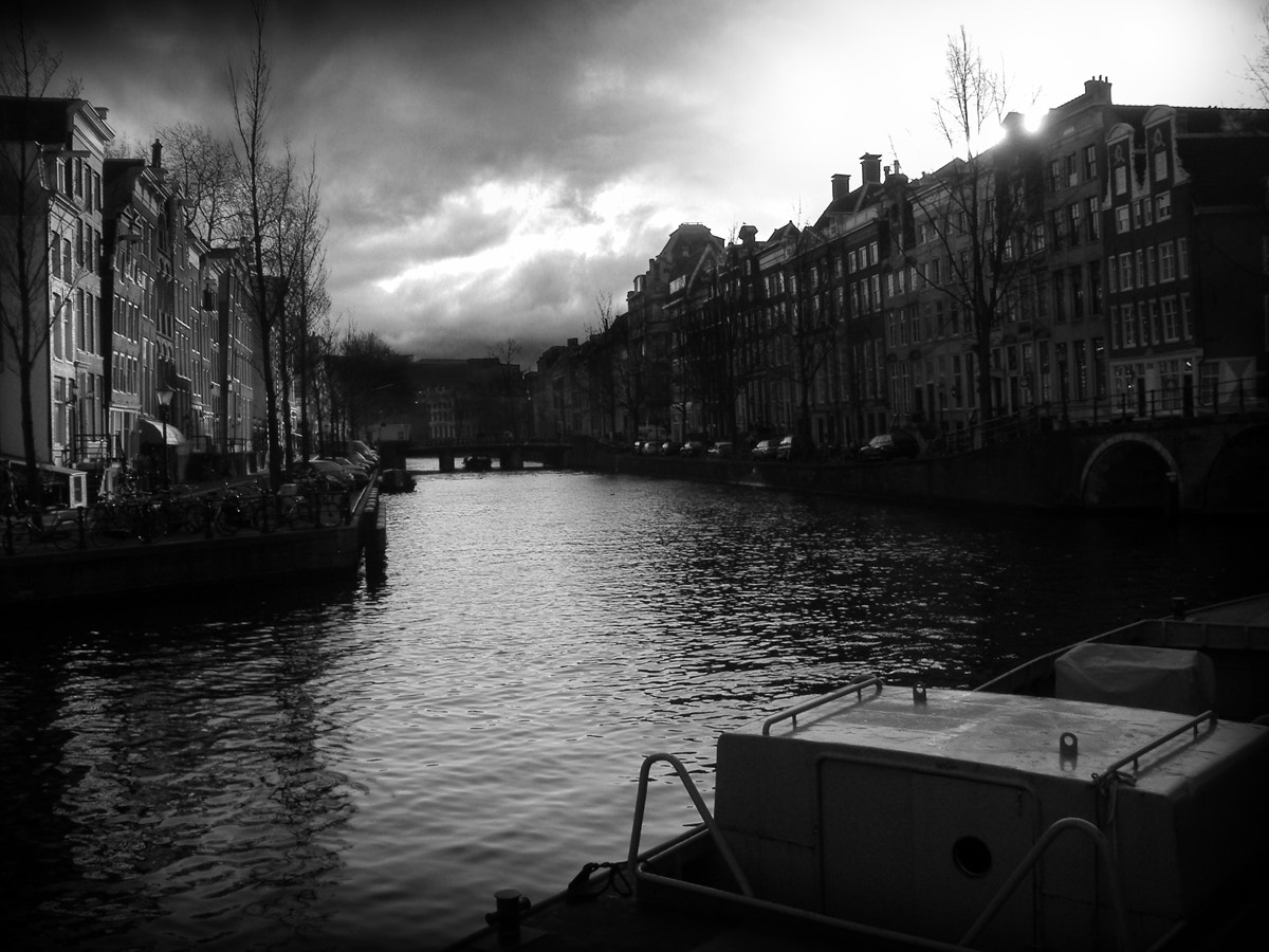 Fujifilm FinePix A350 sample photo. Amsterdam chanel adrien wira photography