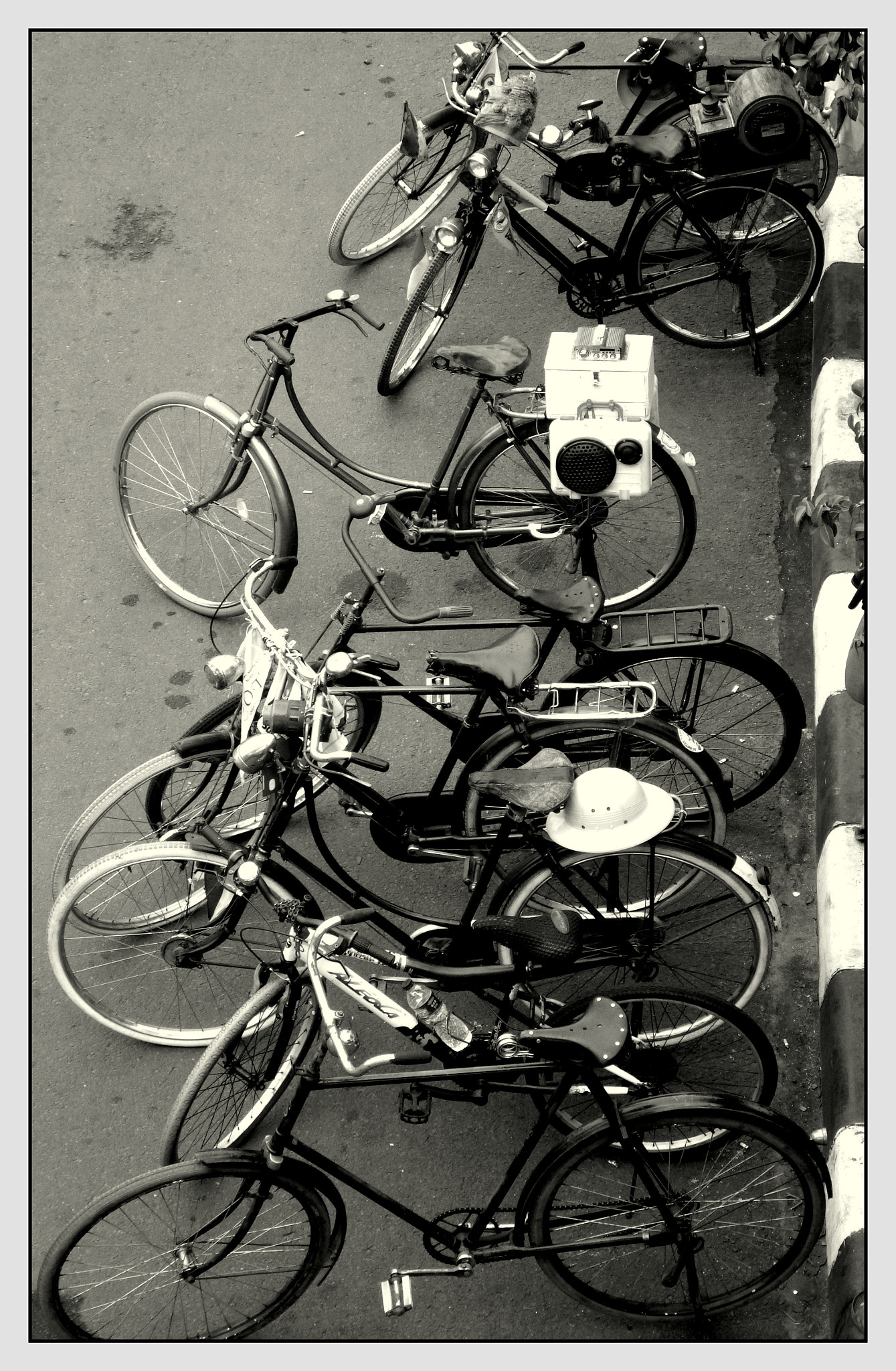 Ricoh WG-4 sample photo. Bicycles parked photography