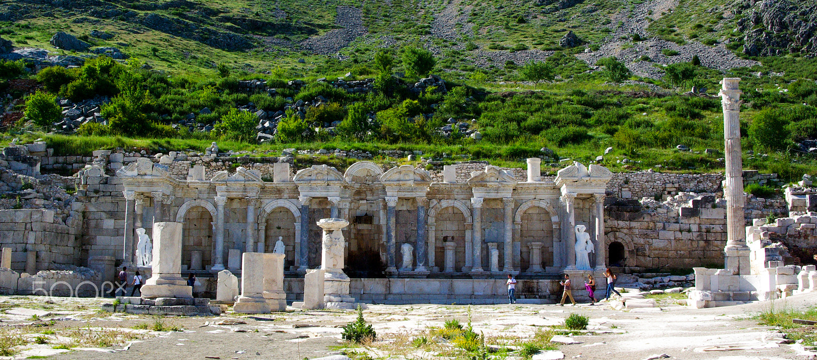 Pentax K10D + smc PENTAX-FA 28-200mm F3.8-5.6 AL[IF] sample photo. Sagalassos ancient city photography