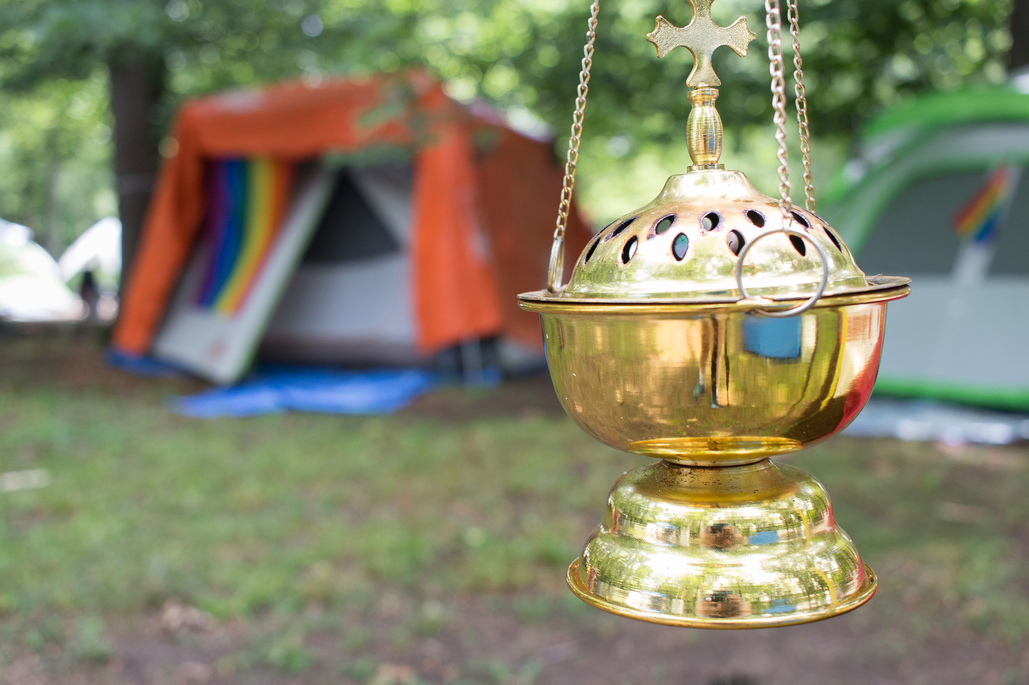 Canon EOS 100D (EOS Rebel SL1 / EOS Kiss X7) sample photo. Thurible | hot springs | north carolina photography