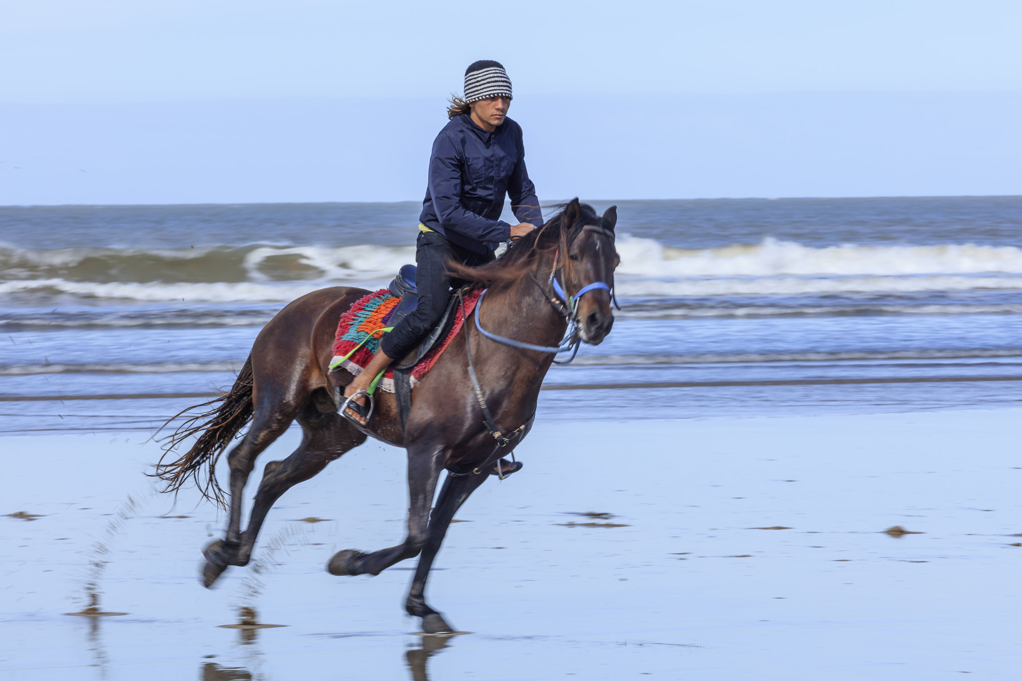 Canon EOS 5DS + Canon EF 70-200mm F4L USM sample photo. Riding on the beach photography