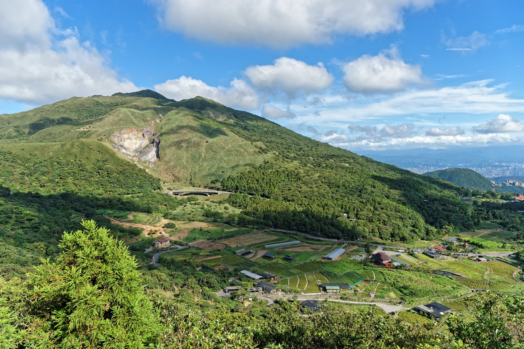Sony a7 + ZEISS Batis 25mm F2 sample photo. Qixing mountain (2) photography