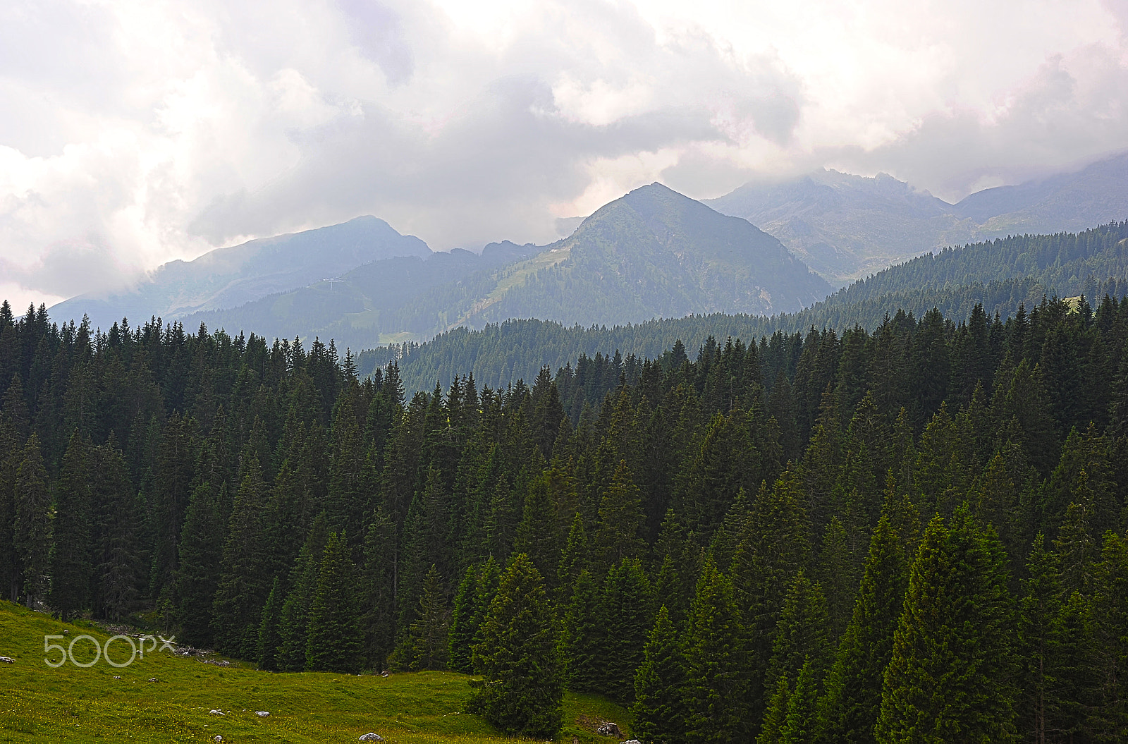 Nikon D700 + AF Zoom-Nikkor 35-70mm f/2.8D sample photo. Dolomities photography