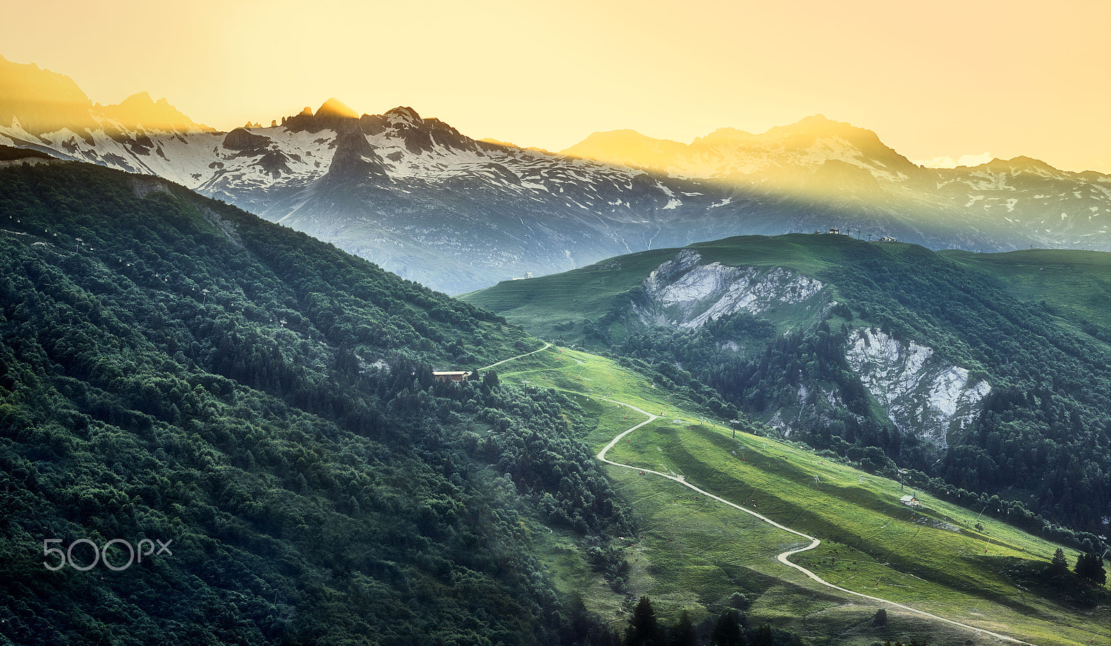 Schneider LS 80mm f/2.8 sample photo. Alps mountain photography