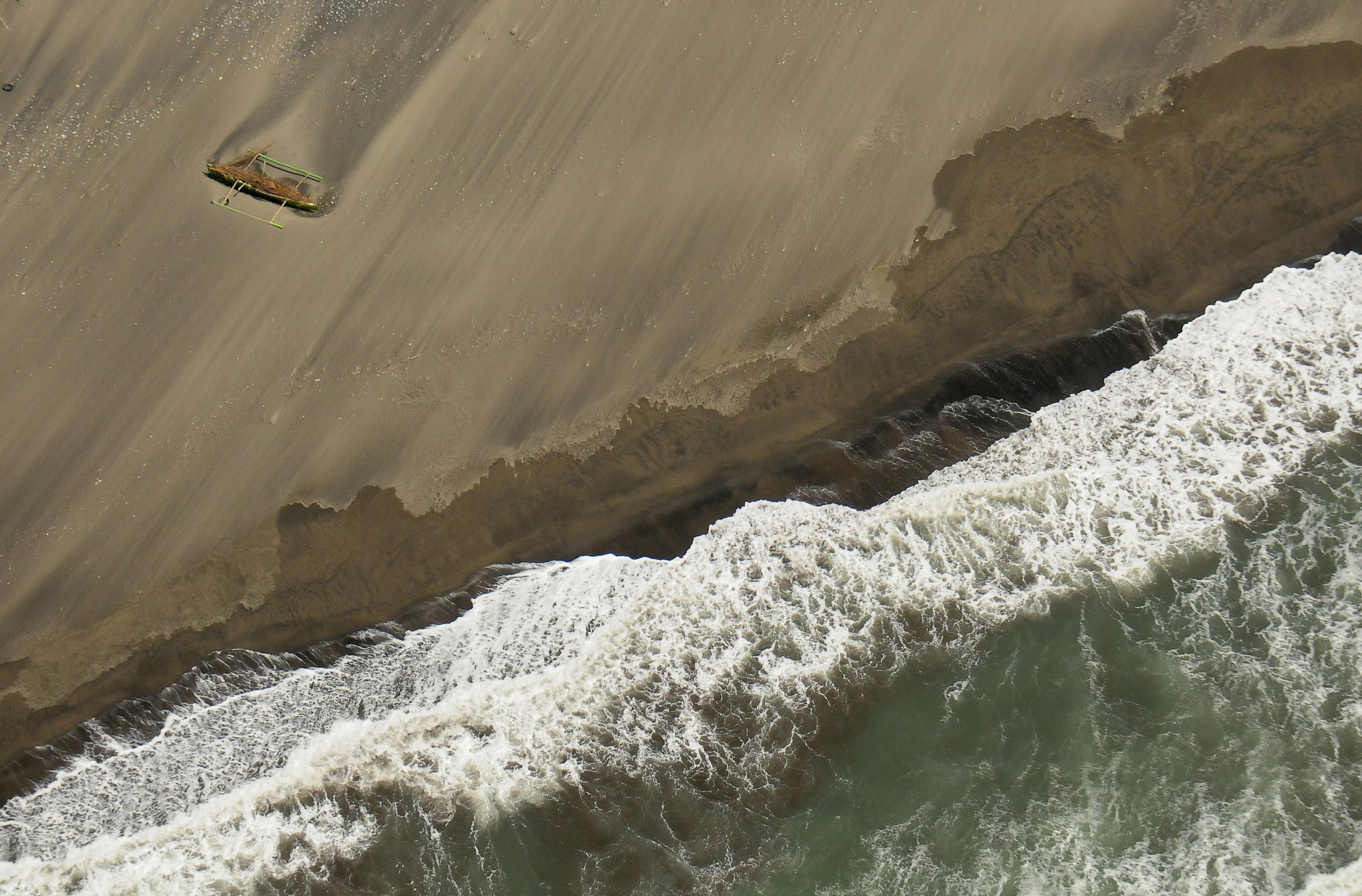 Nikon D300S sample photo. Shoreline photography