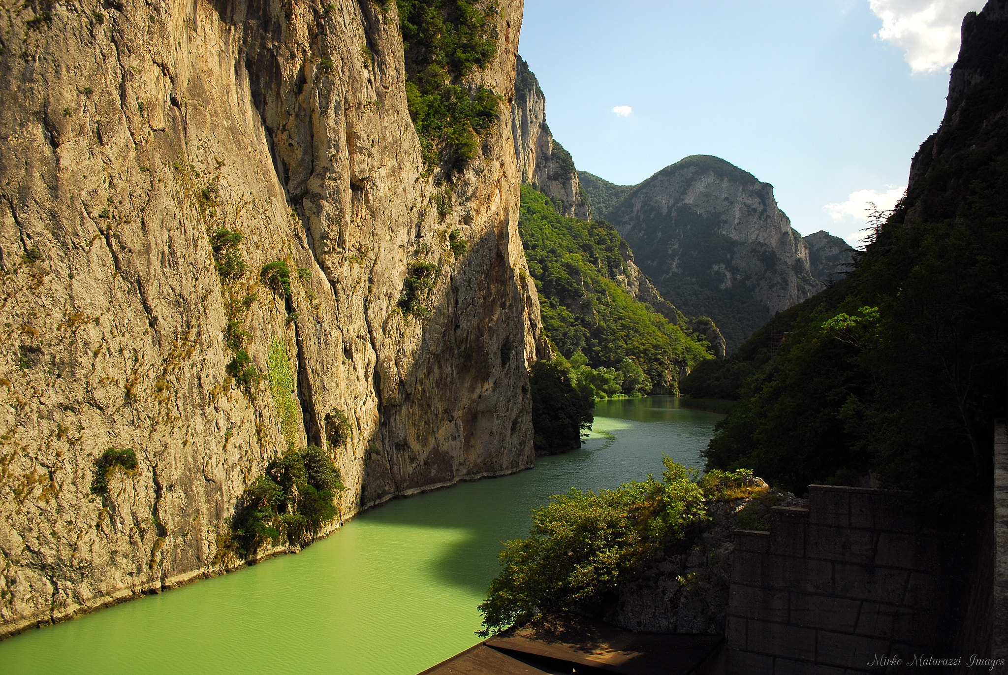 Nikon D200 sample photo. The river in the rock  photography