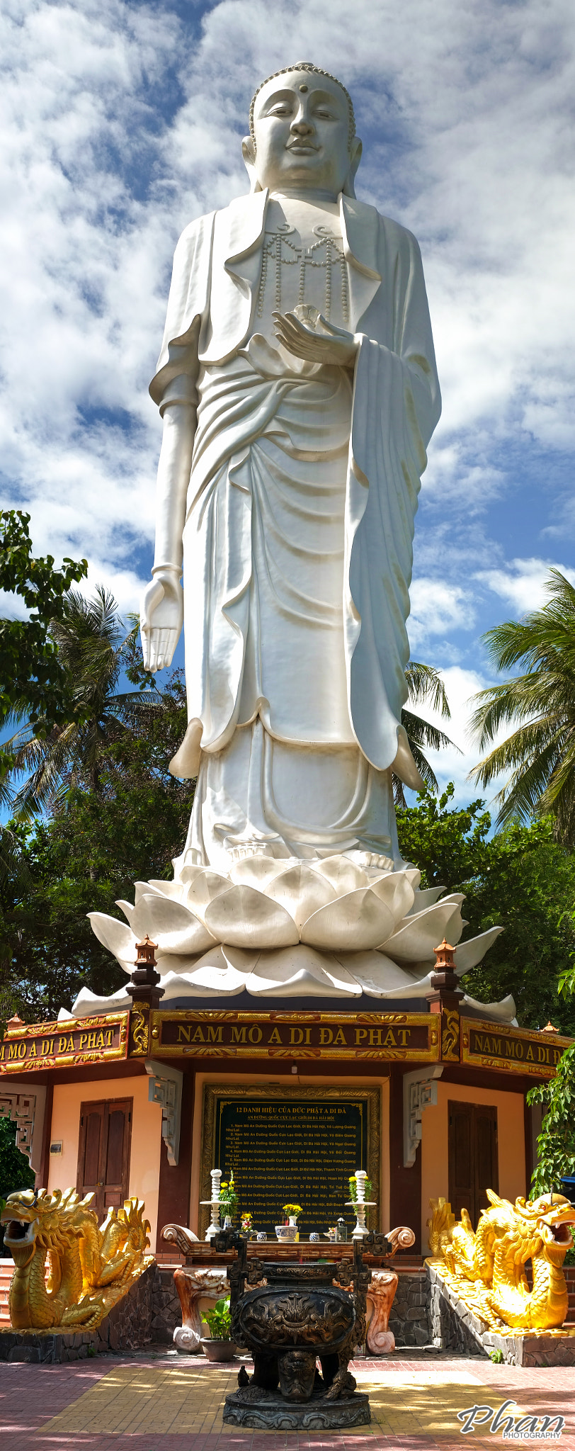 Fujifilm XC 16-50mm F3.5-5.6 OIS II sample photo. Nam mô photography