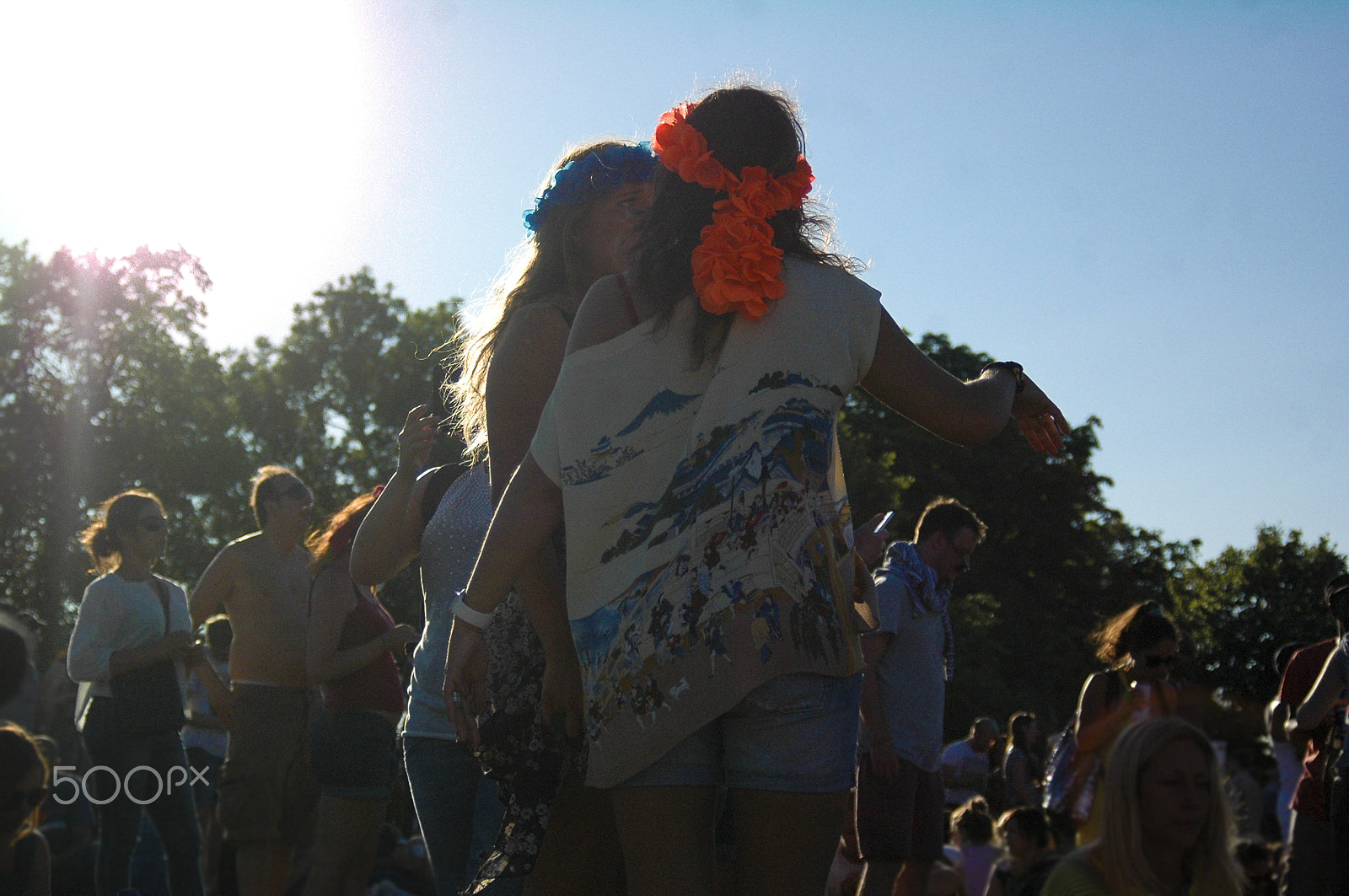 AF Zoom-Nikkor 28-80mm f/3.3-5.6G sample photo. Festival chicks photography