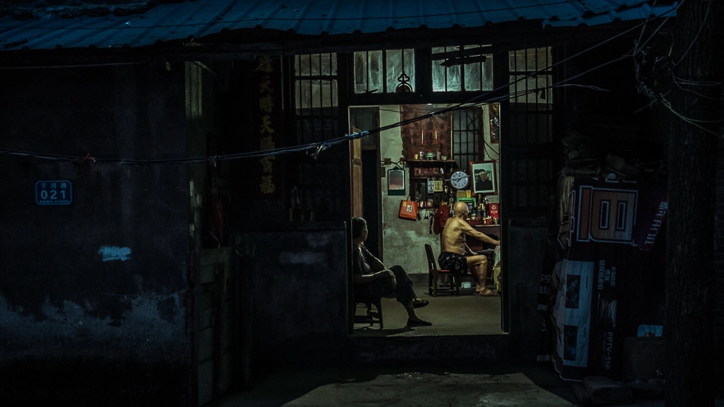 Fujifilm X-M1 + Fujifilm XF 18-55mm F2.8-4 R LM OIS sample photo. 辰溪老人，关注南海仲裁 photography
