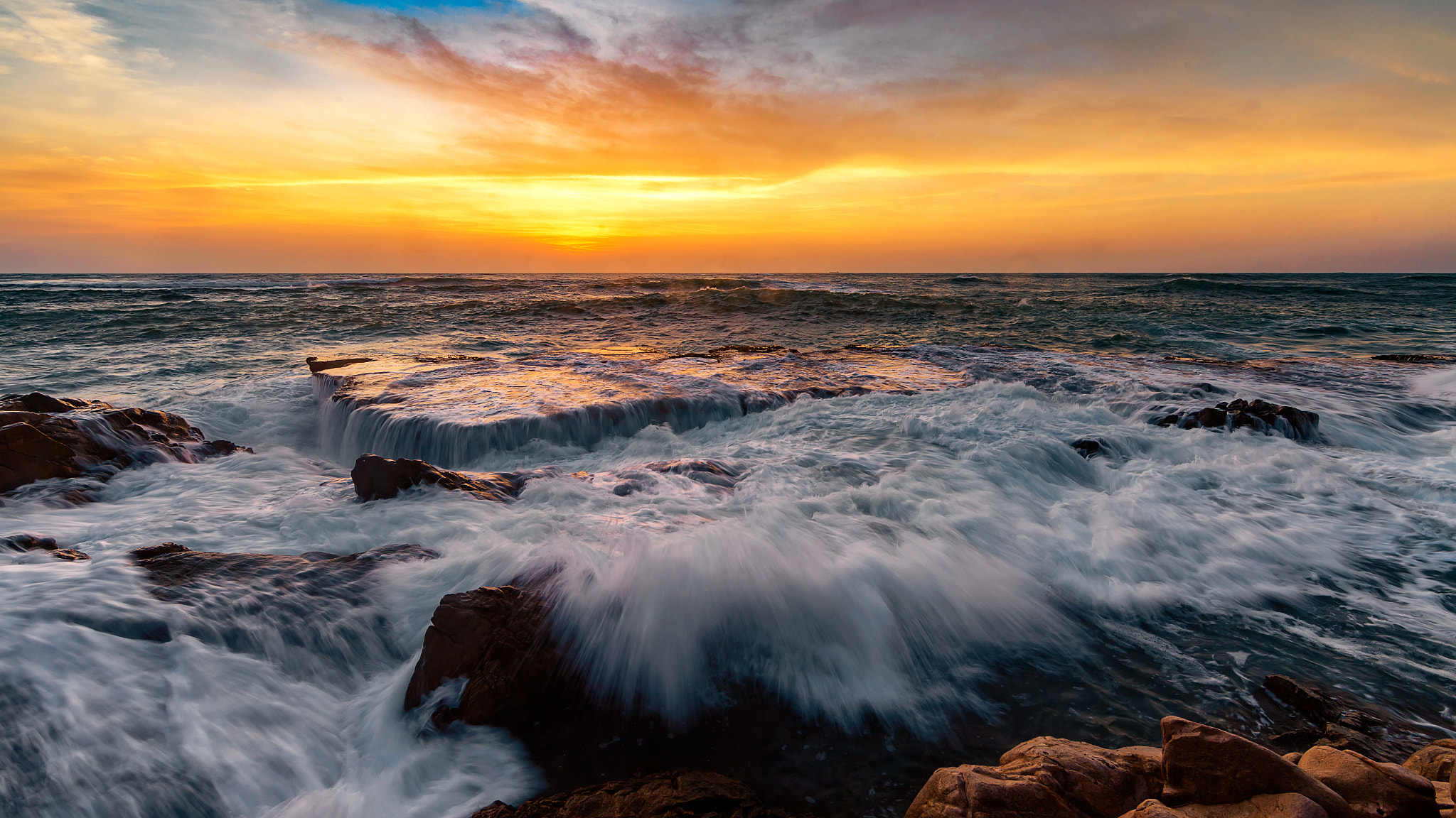 Canon EF 14mm F2.8L II USM sample photo. Time before sunrise photography