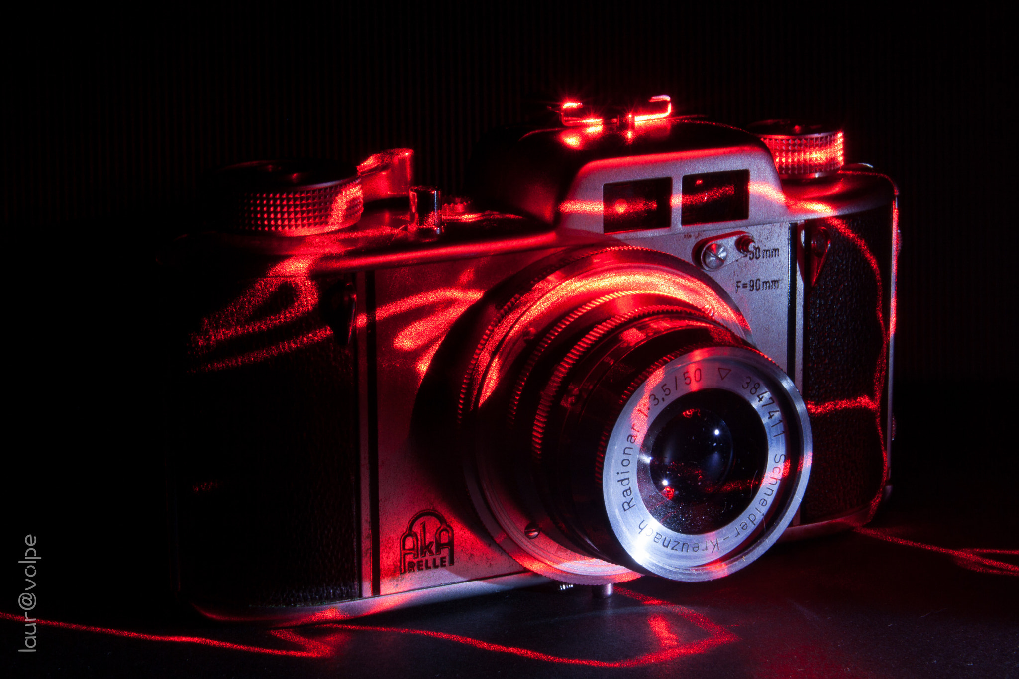 Canon EOS 1000D (EOS Digital Rebel XS / EOS Kiss F) + Sigma 17-70mm F2.8-4 DC Macro OS HSM sample photo. Lightpainting tasting photography