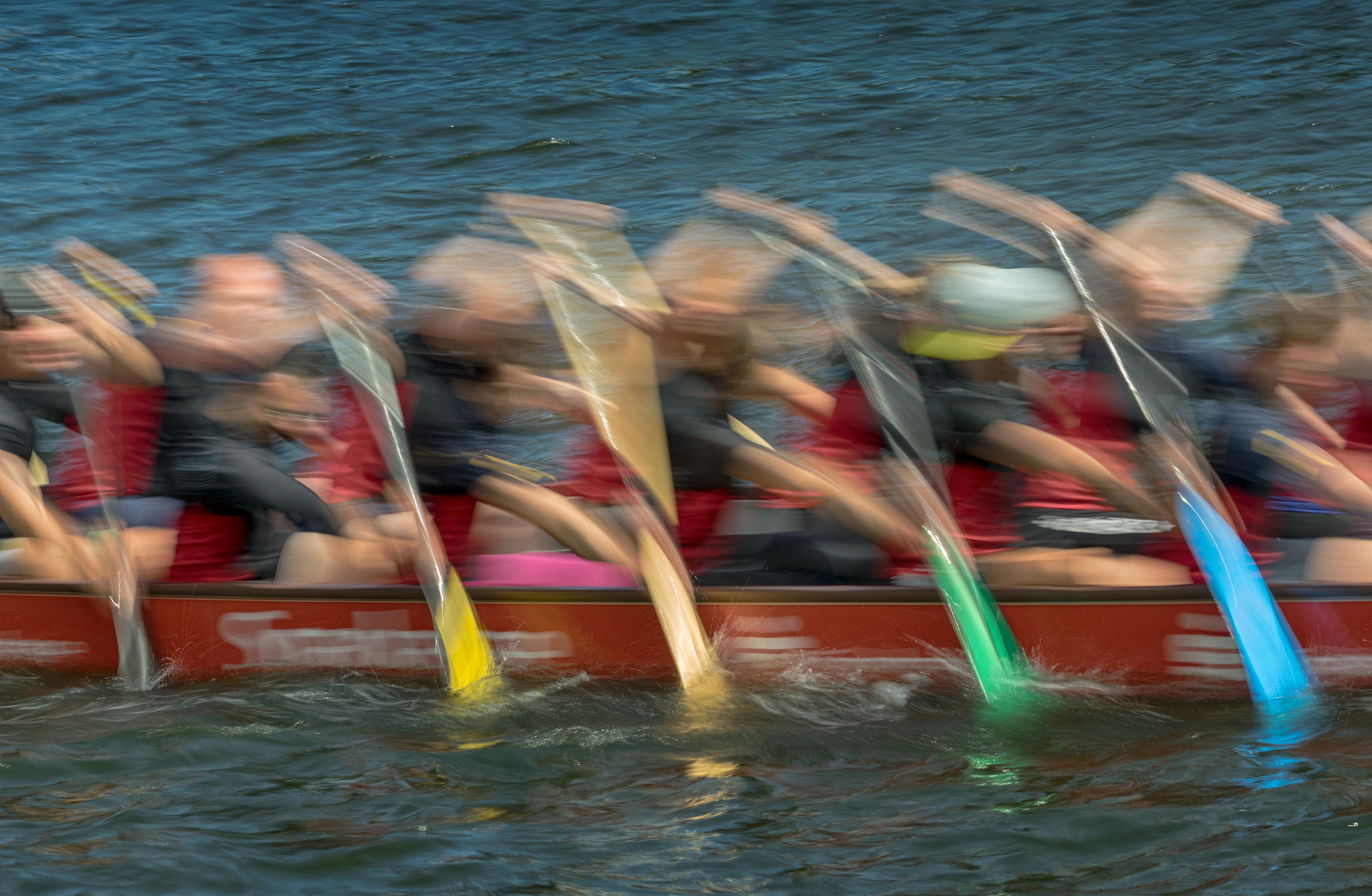Pentax smc DA* 60-250mm F4.0 ED (IF) SDM sample photo. Dragon boat racing 2016.1 photography