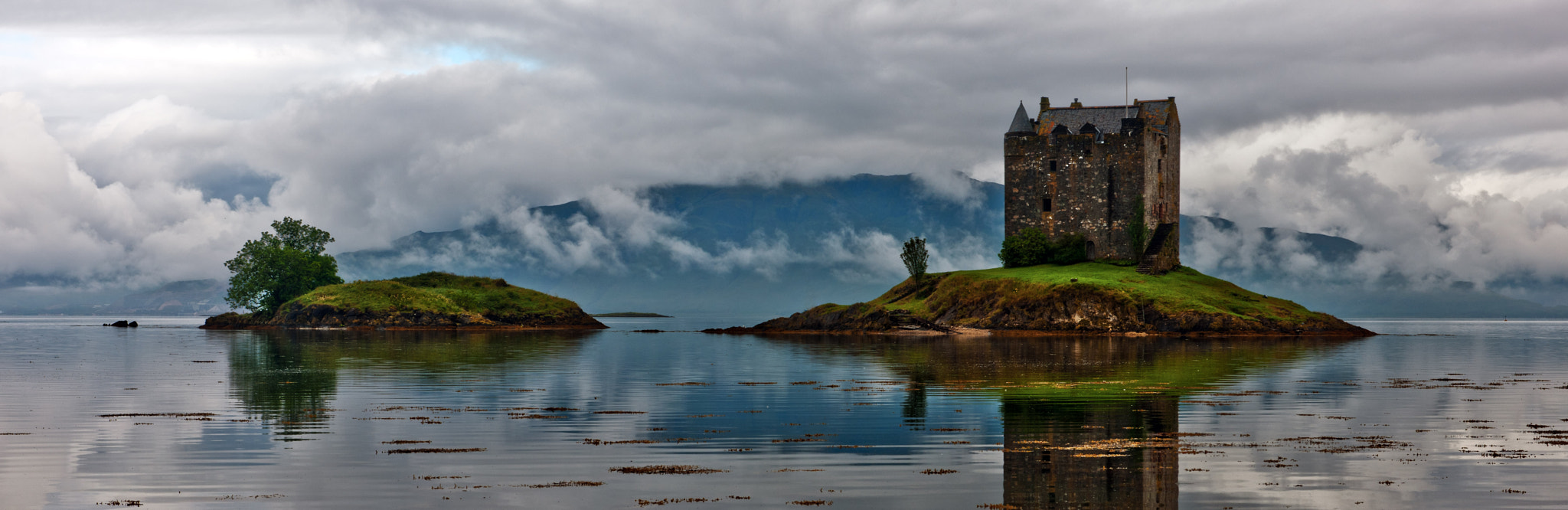 Nikon D3X sample photo. [ stalker castle ] photography