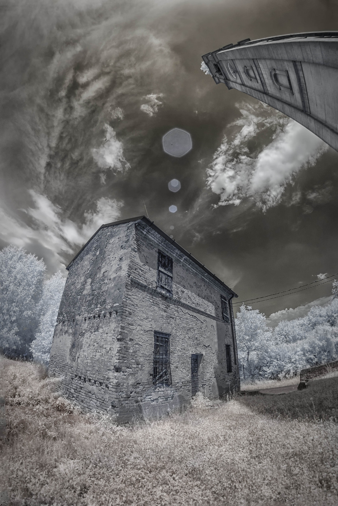 Nikon D80 + Samyang 8mm F3.5 Aspherical IF MC Fisheye sample photo. Landscape infrared style photography