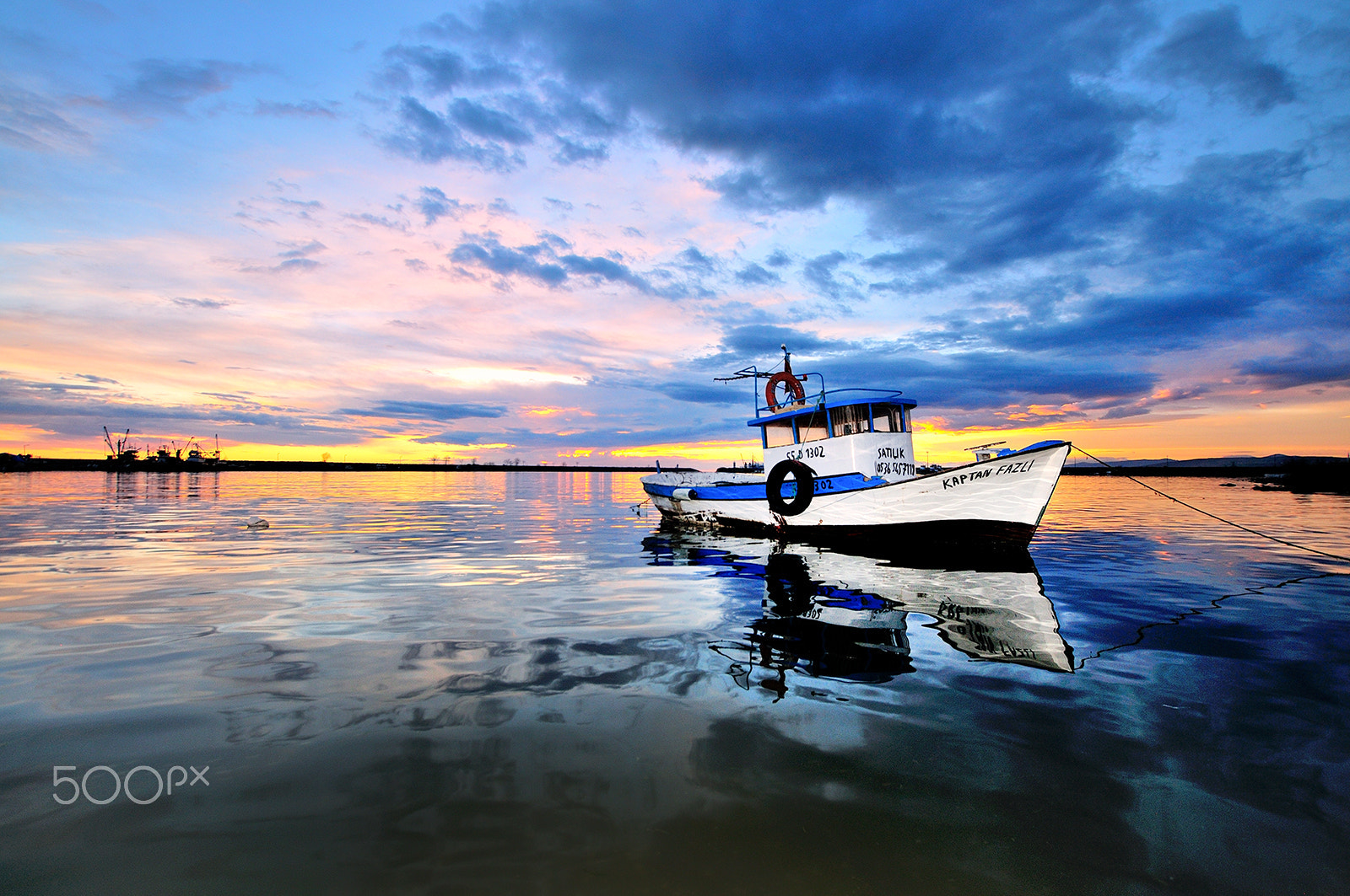 Nikon D300 + Sigma 10-20mm F3.5 EX DC HSM sample photo. Sunrise photography