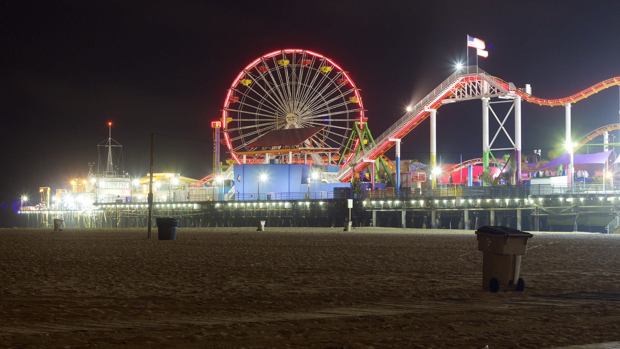 Canon EOS M + Canon EF 50mm F1.8 II sample photo. Santa monica pier photography