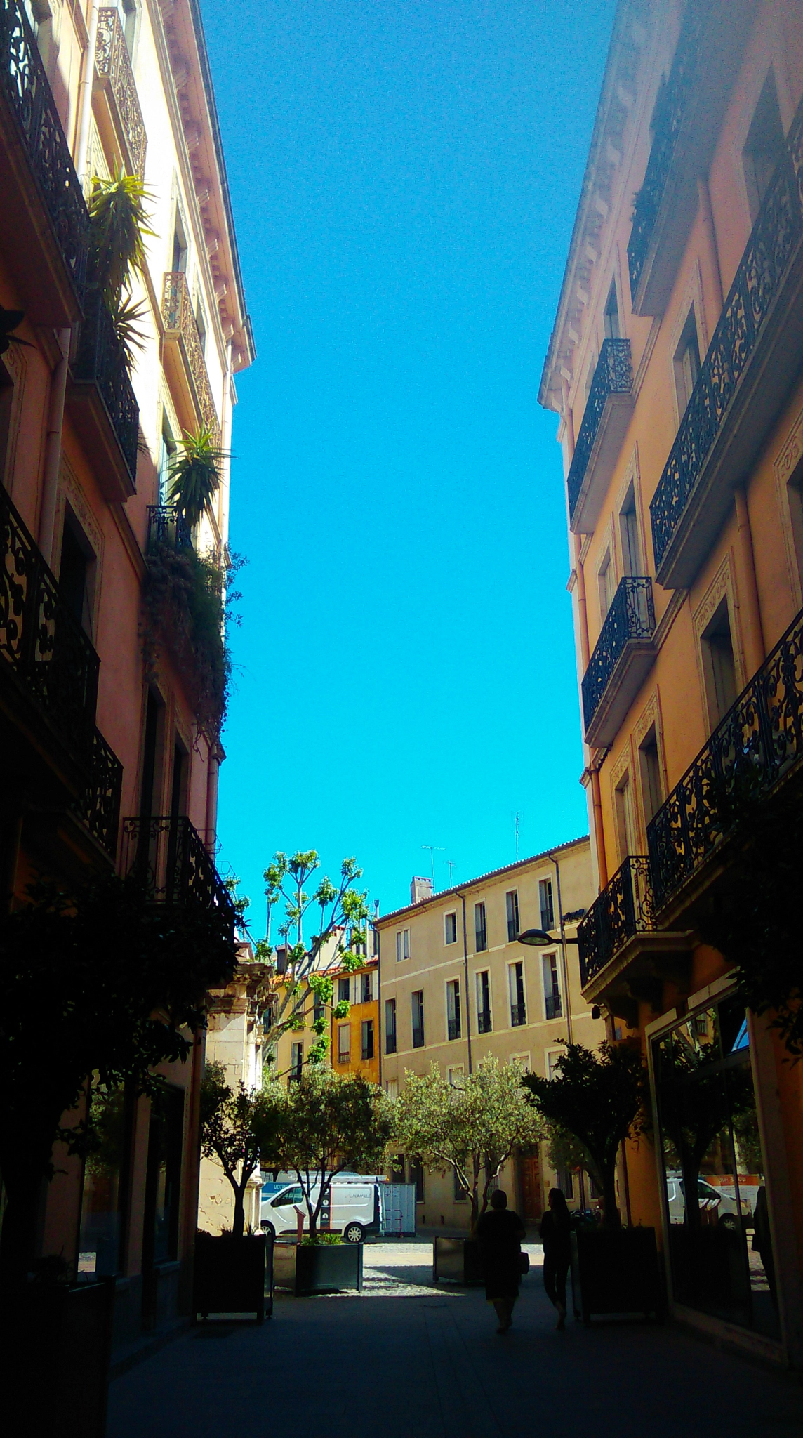 HTC DESIRE 610 sample photo. Voyage à perpignan photography