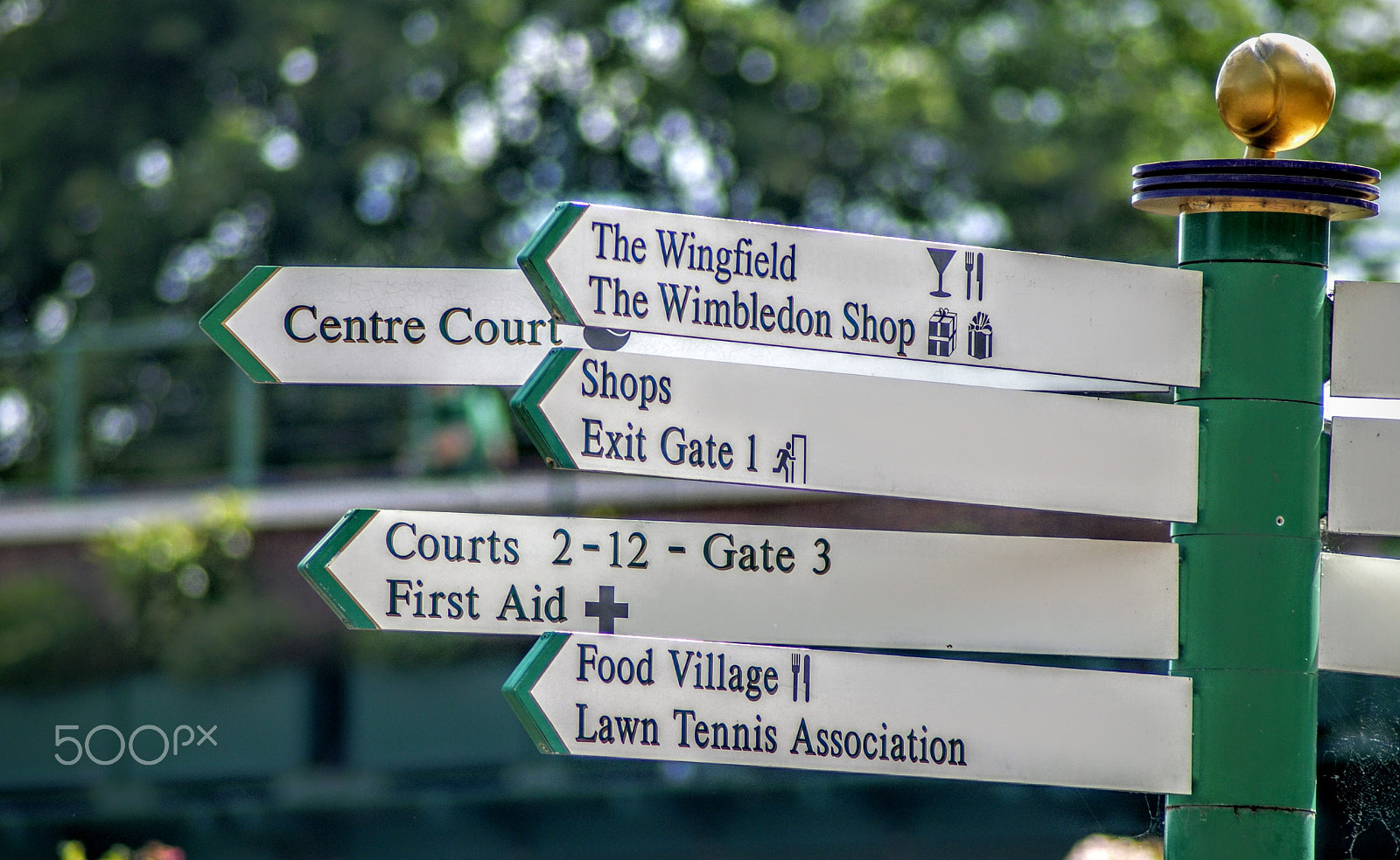 Sony Alpha DSLR-A200 + Tamron Lens (255) sample photo. Wimbledon photography