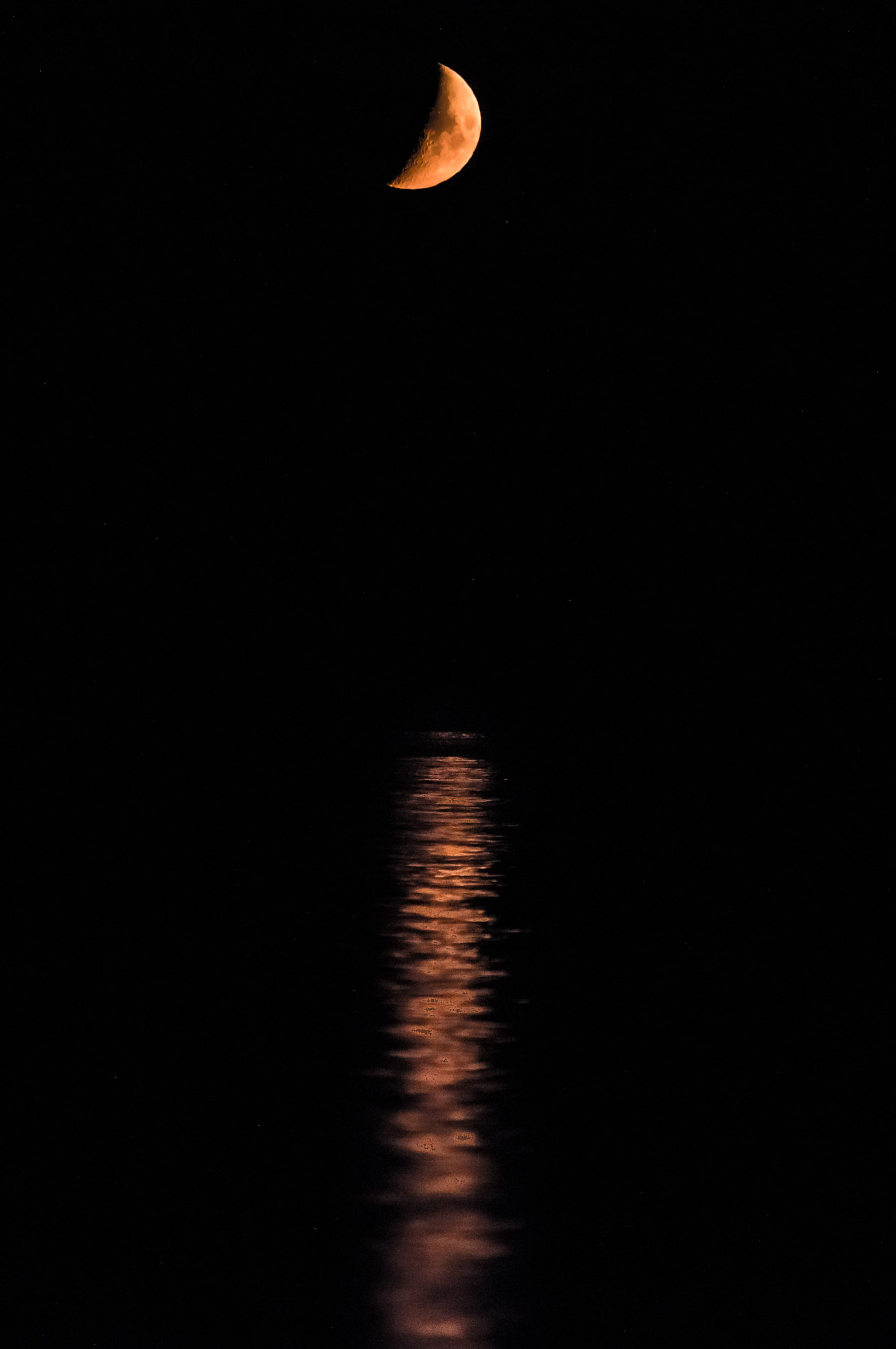 Sony SLT-A55 (SLT-A55V) sample photo. Croatian moonset photography