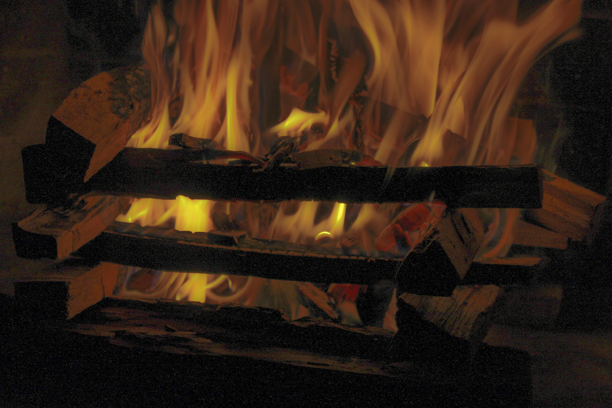 Canon EOS 1200D (EOS Rebel T5 / EOS Kiss X70 / EOS Hi) sample photo. Fire photography